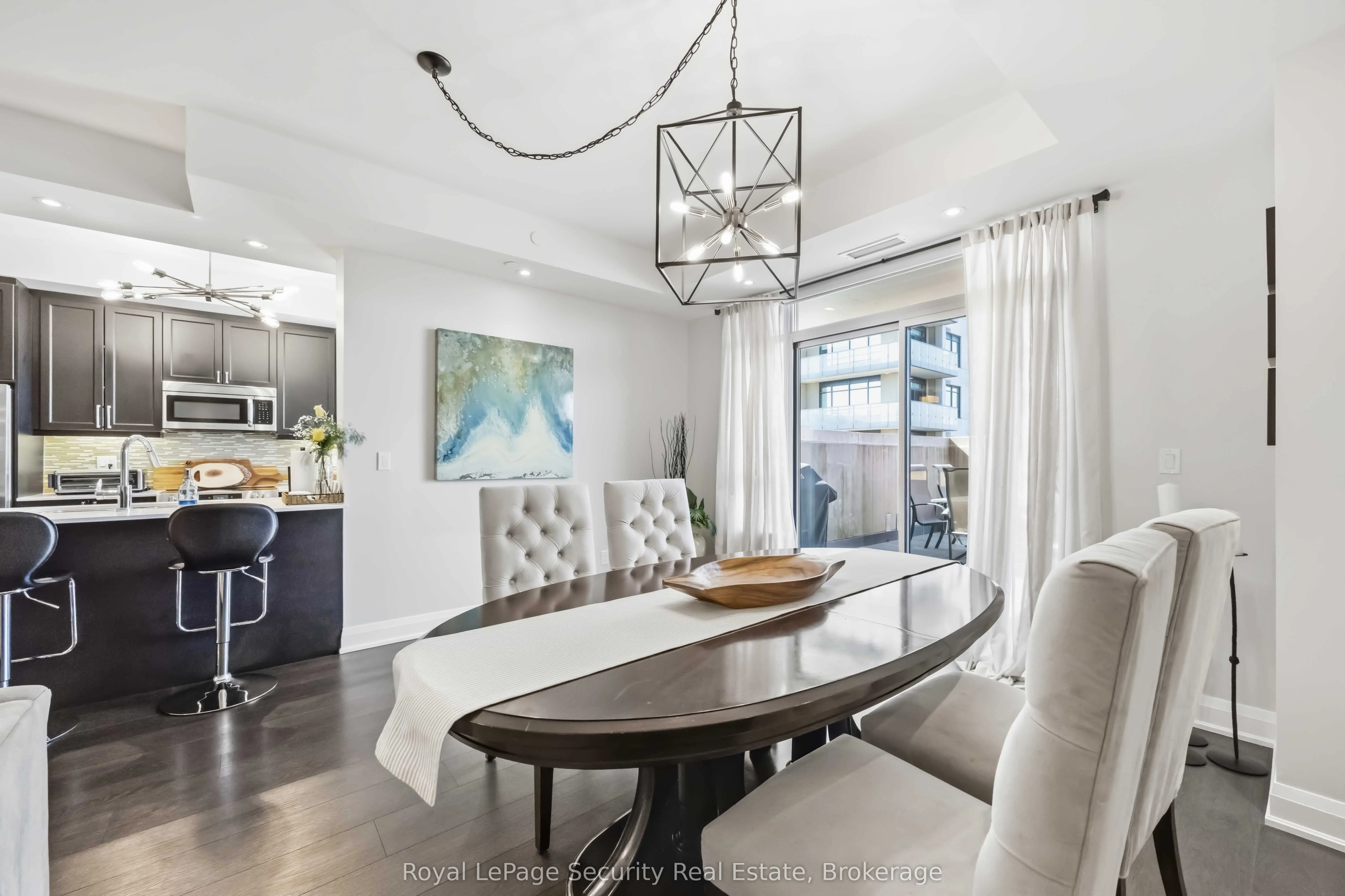 35 Fontenay Court #602