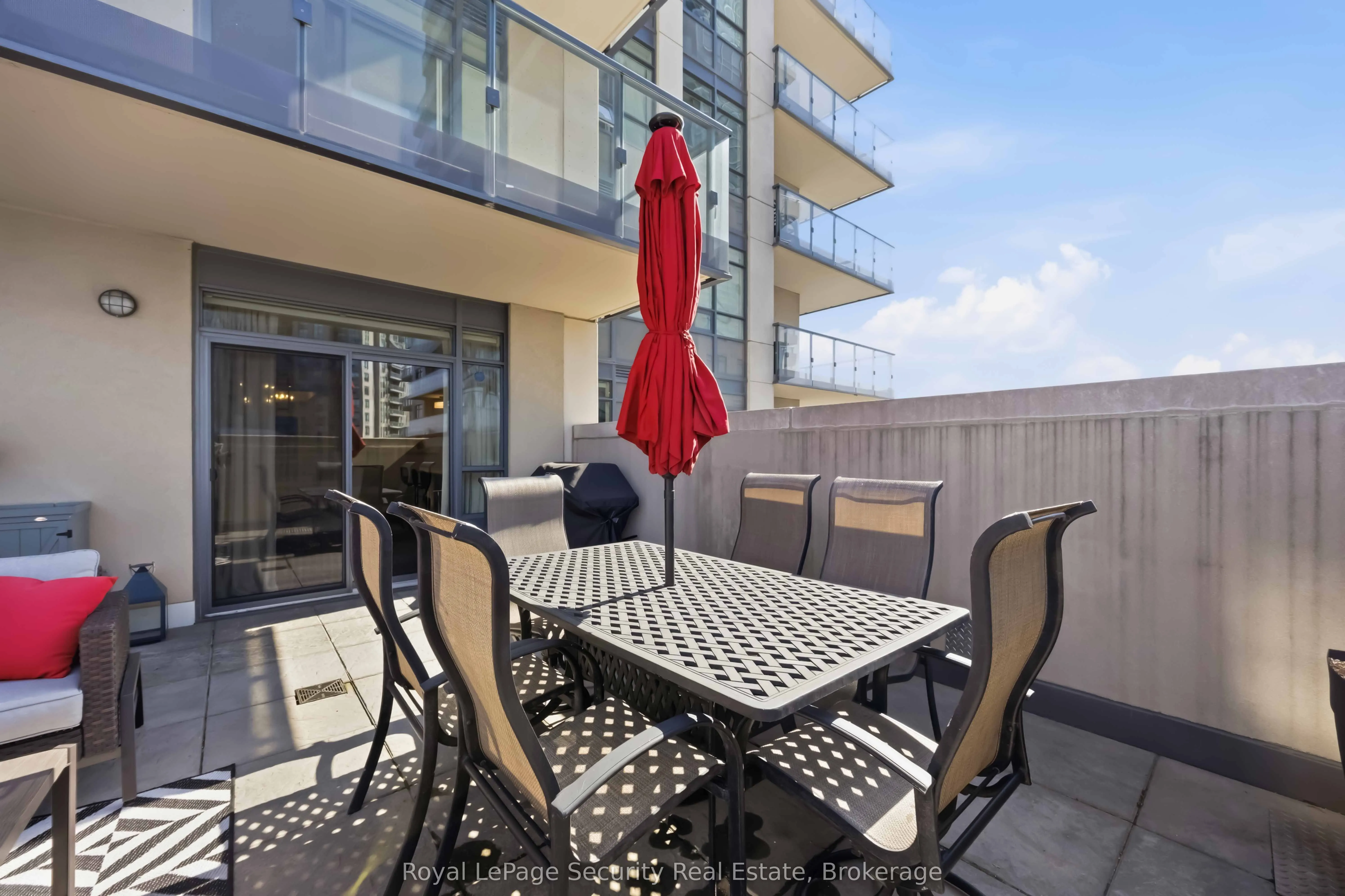 35 Fontenay Court #602