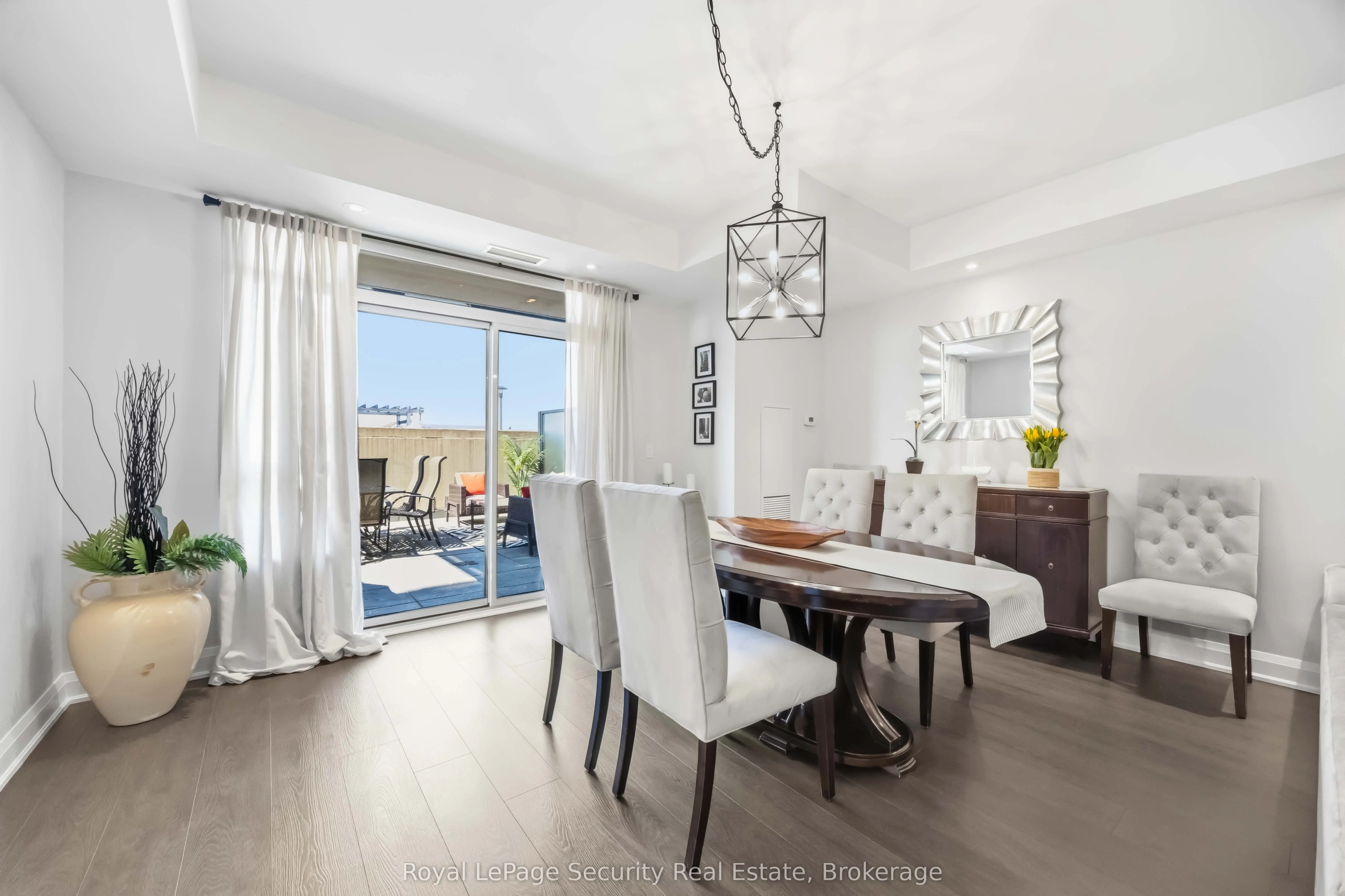 35 Fontenay Court #602