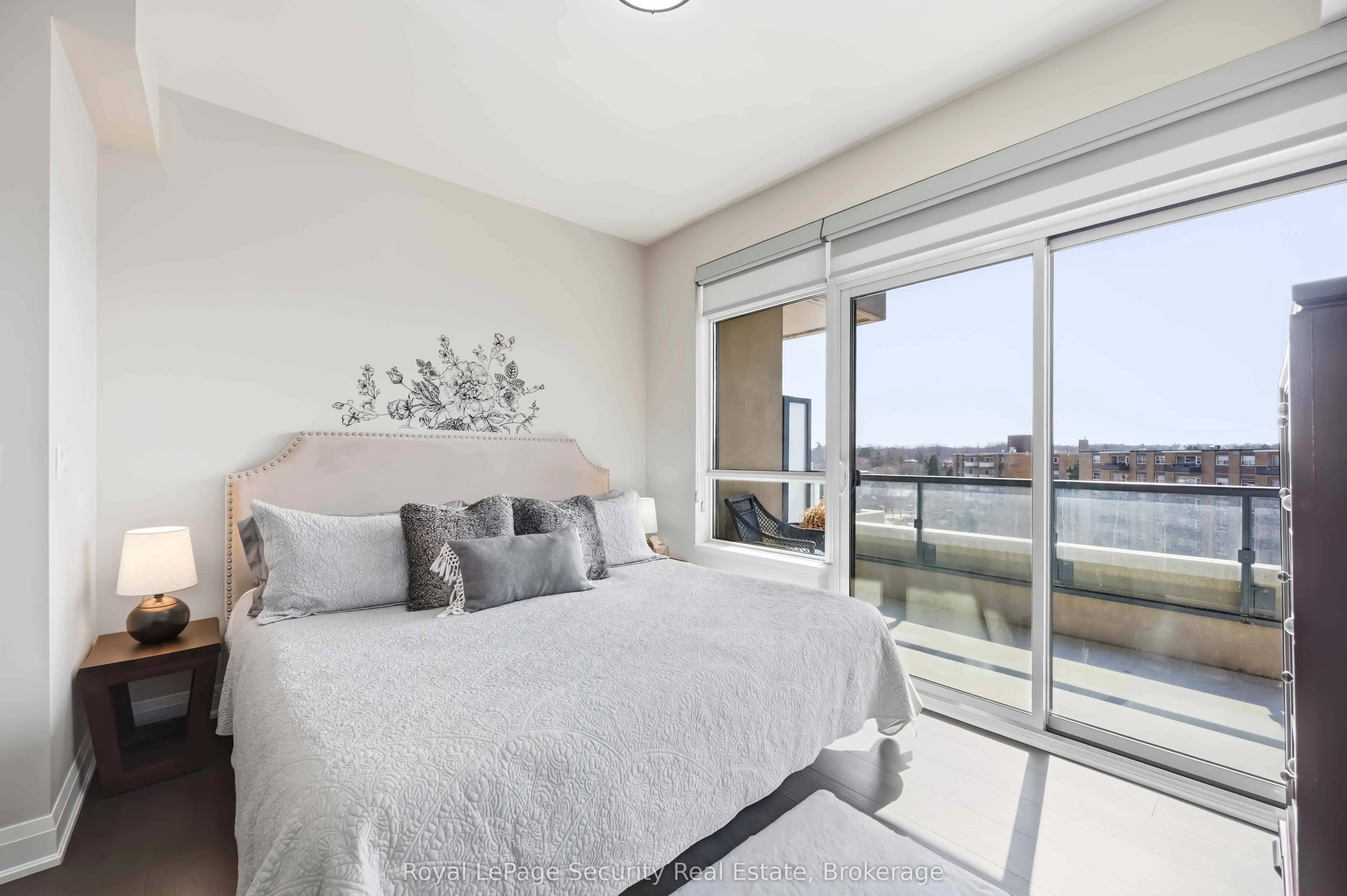 35 Fontenay Court #602