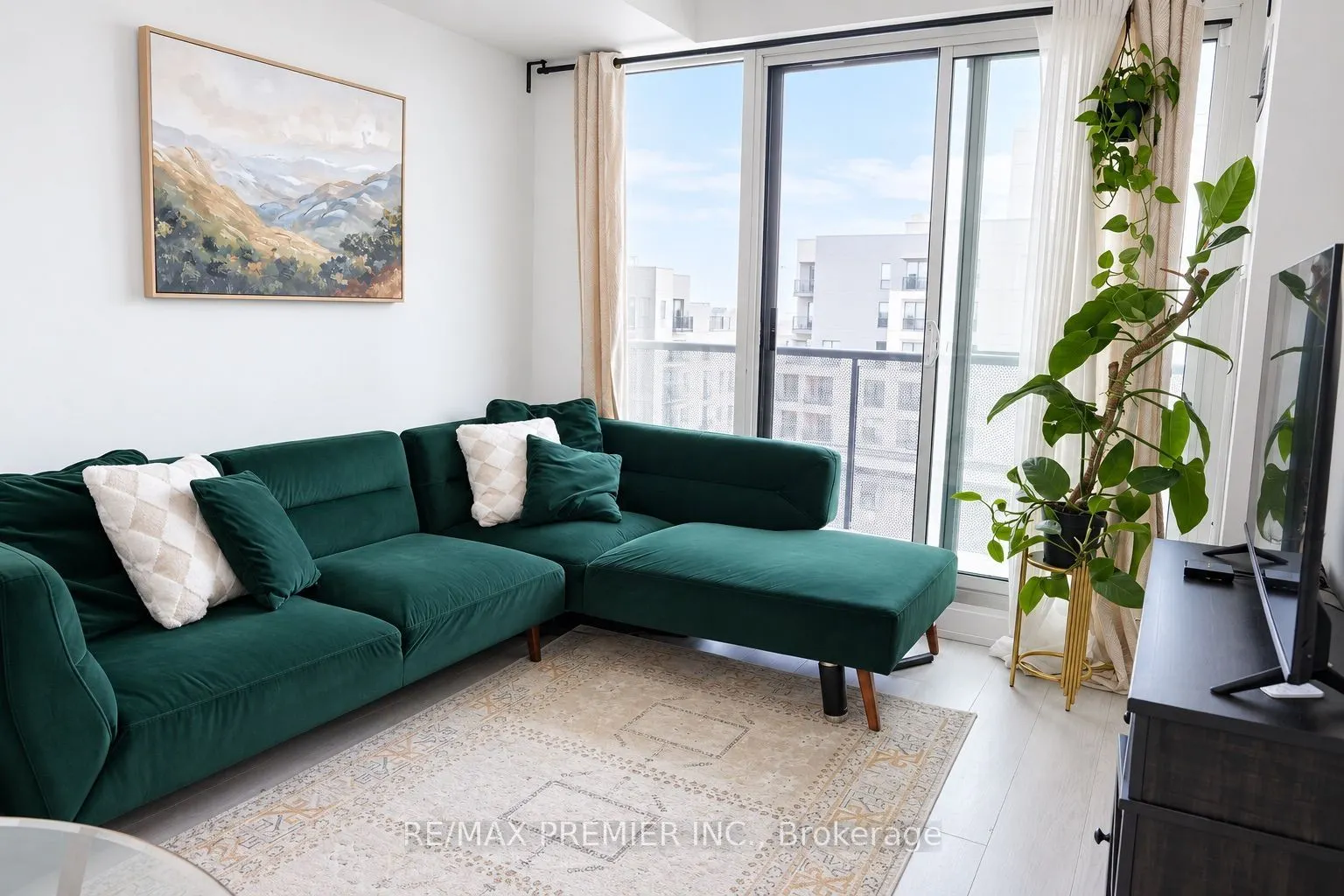 2450 Old Bronte Road #544