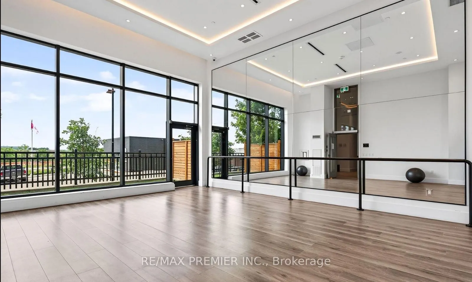 2450 Old Bronte Road #544