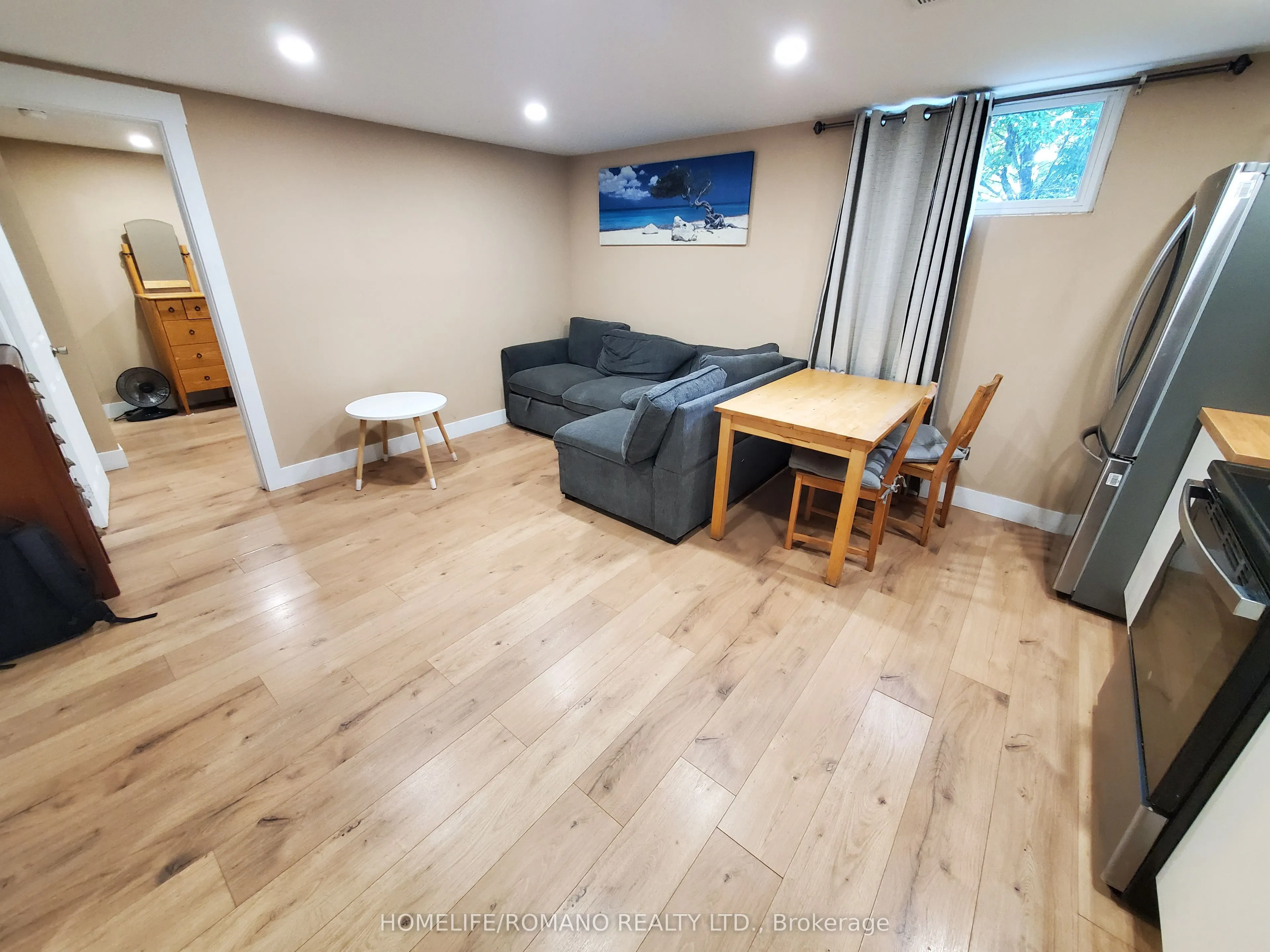 6 Earldown Drive #1