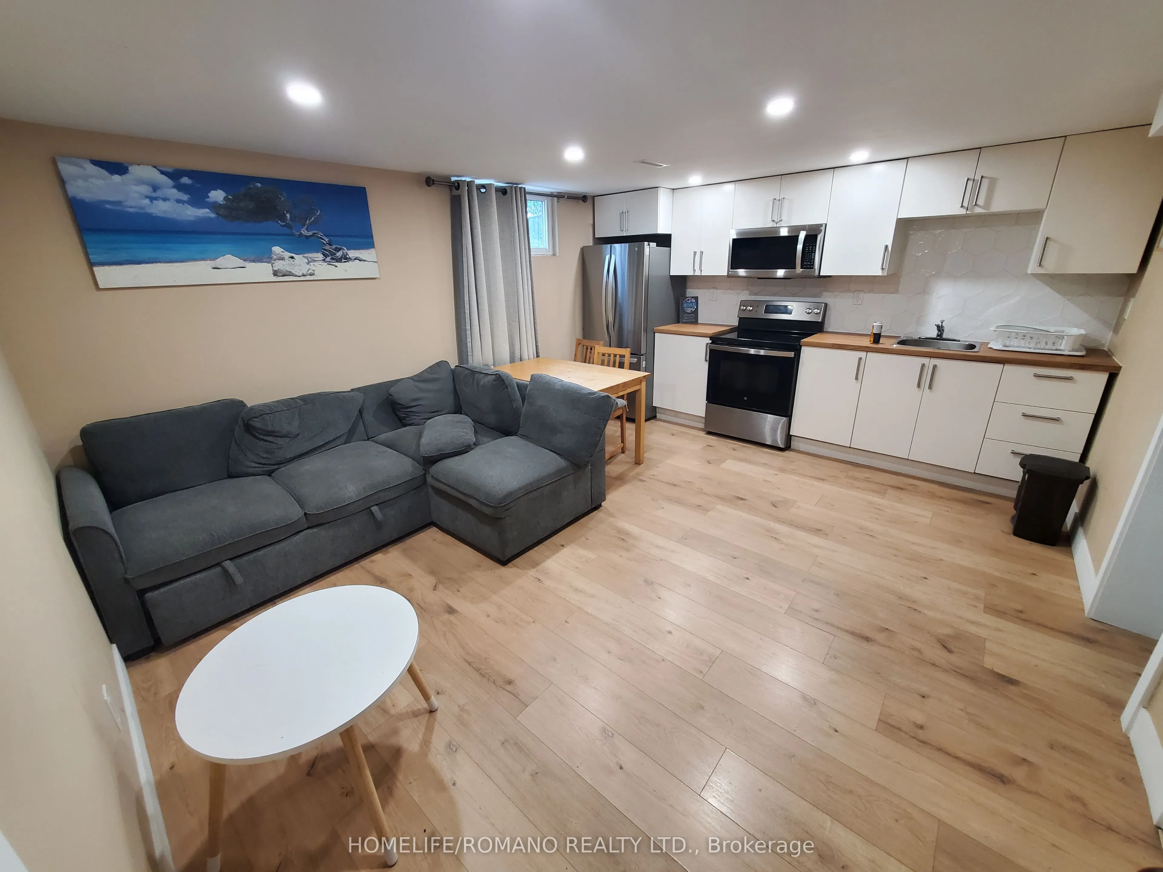 6 Earldown Drive #1