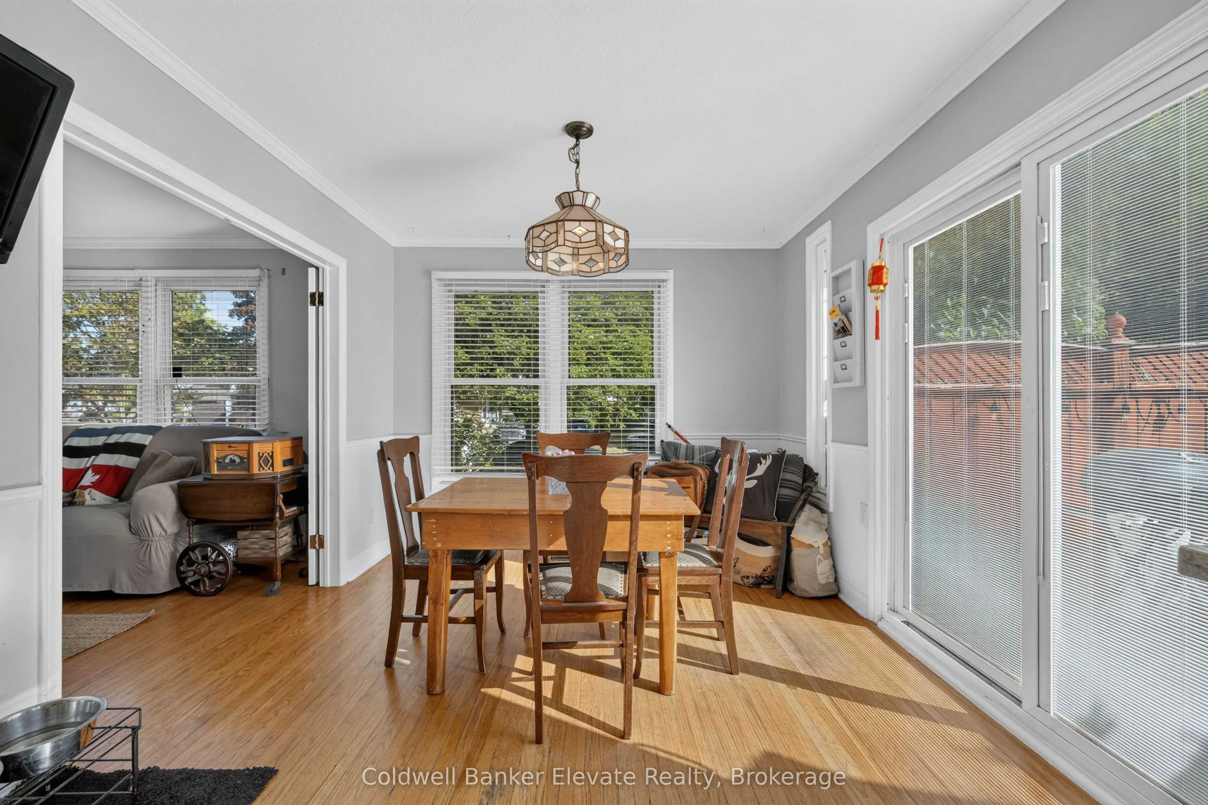 32 Chelvin Drive