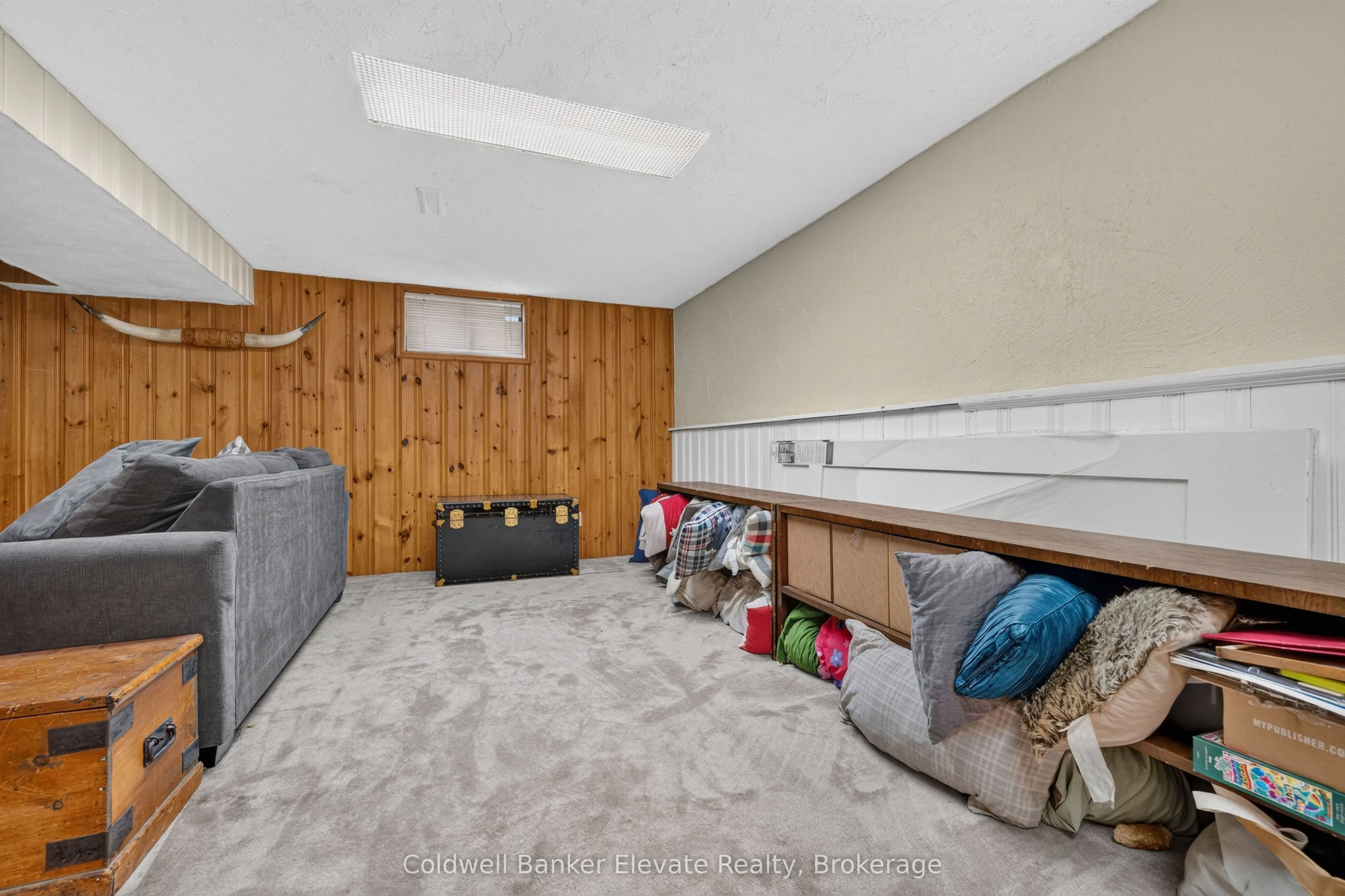 32 Chelvin Drive