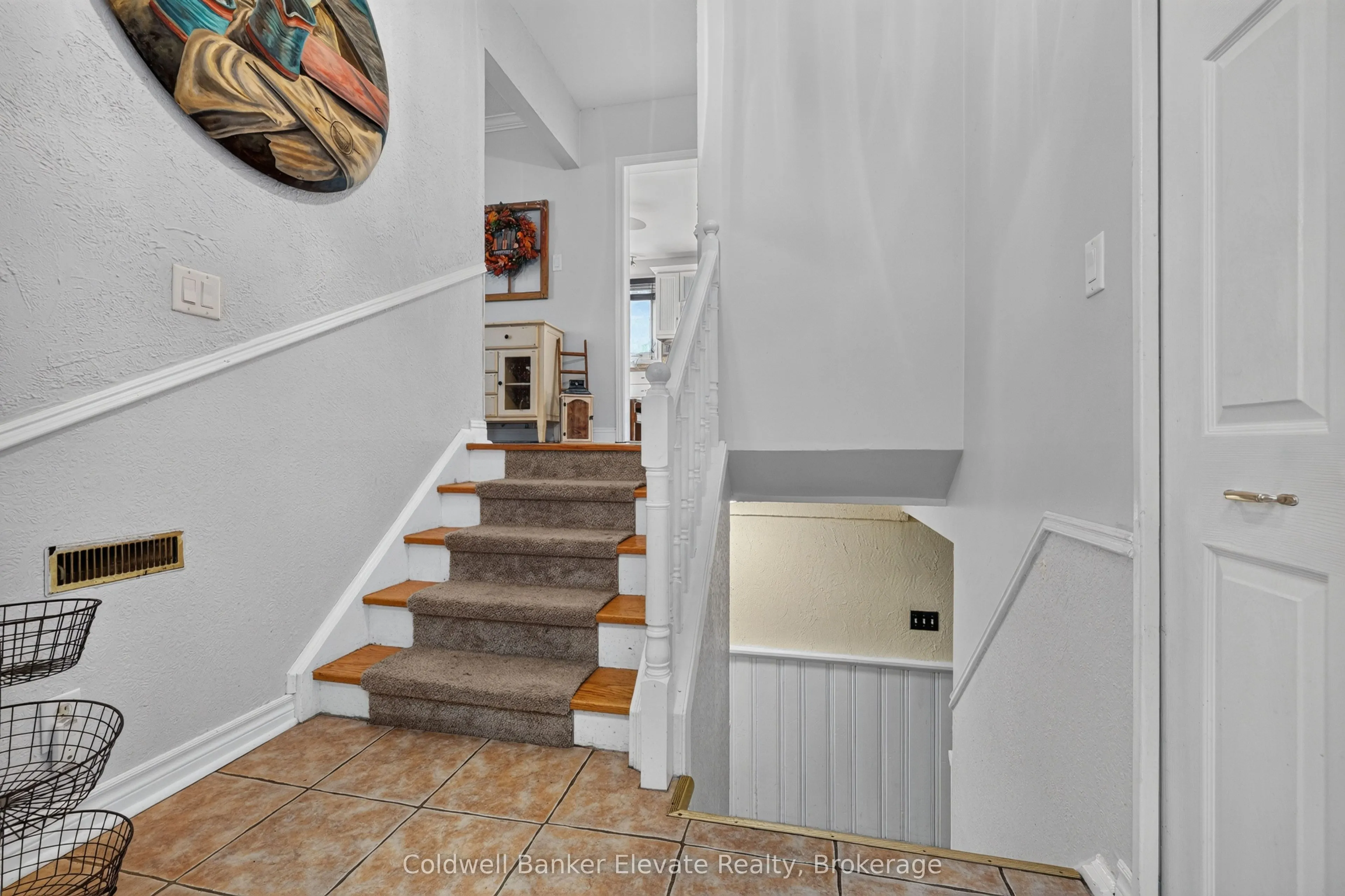 32 Chelvin Drive
