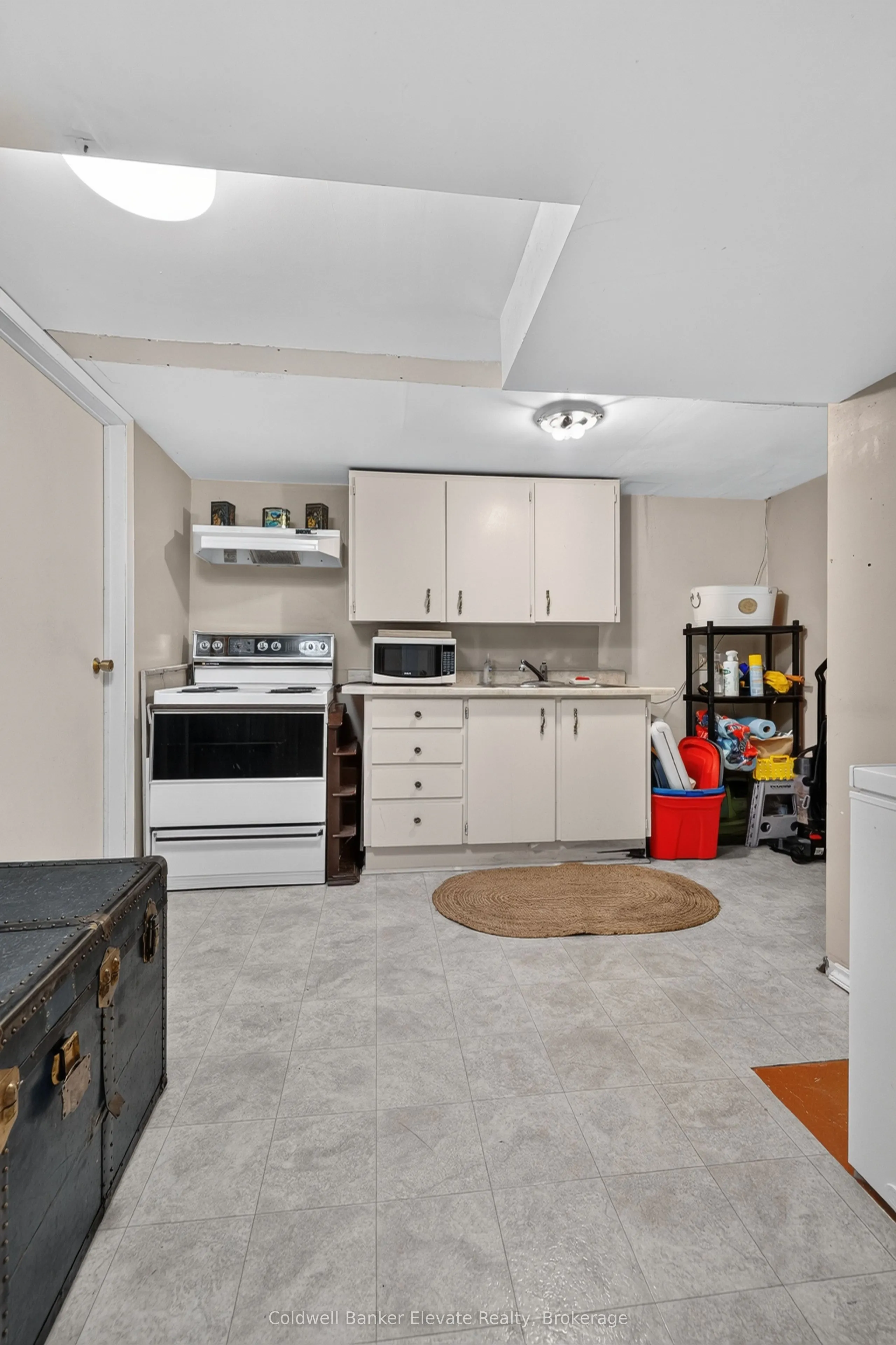 32 Chelvin Drive