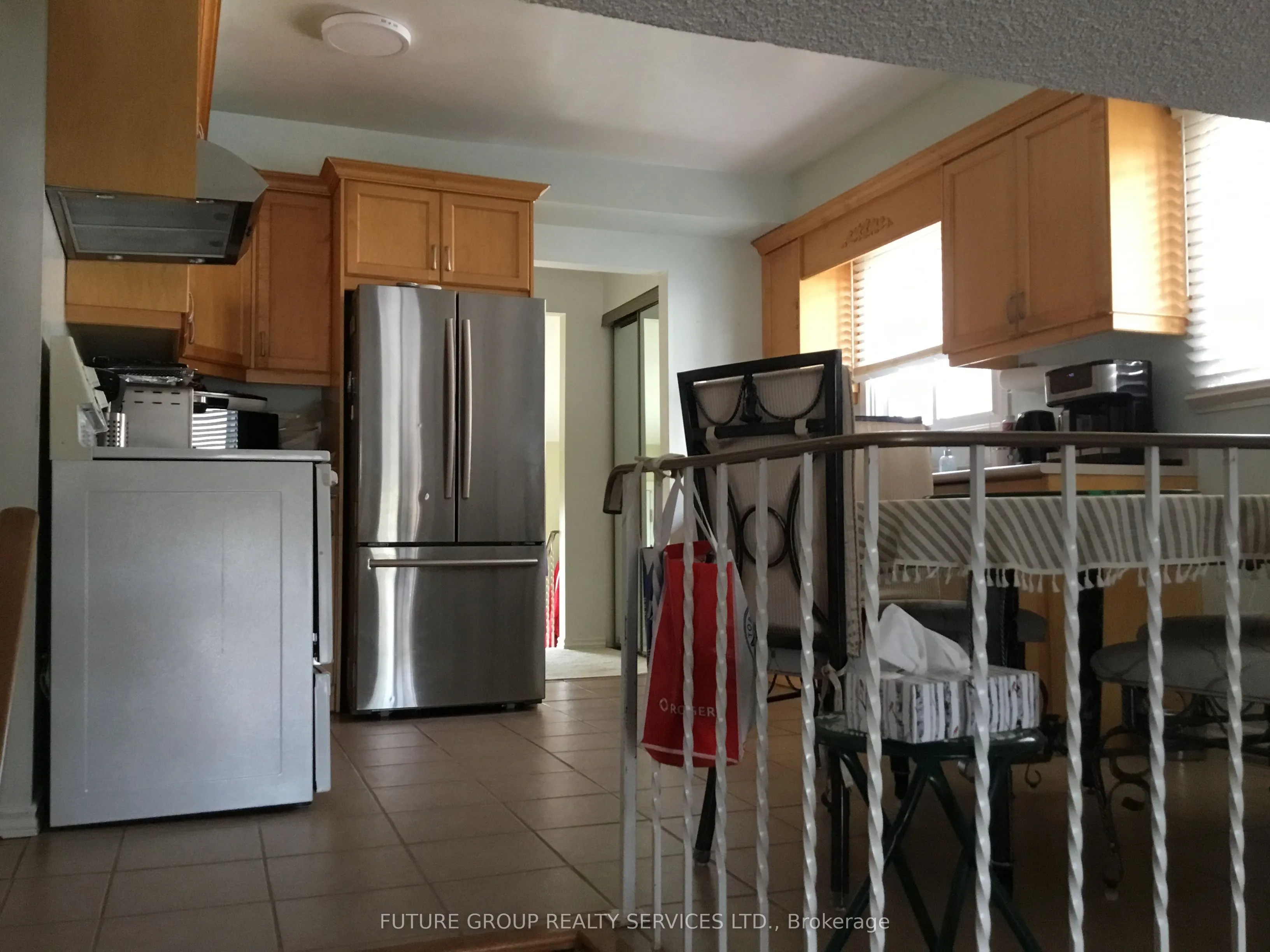 2774 Bucklepost Crescent