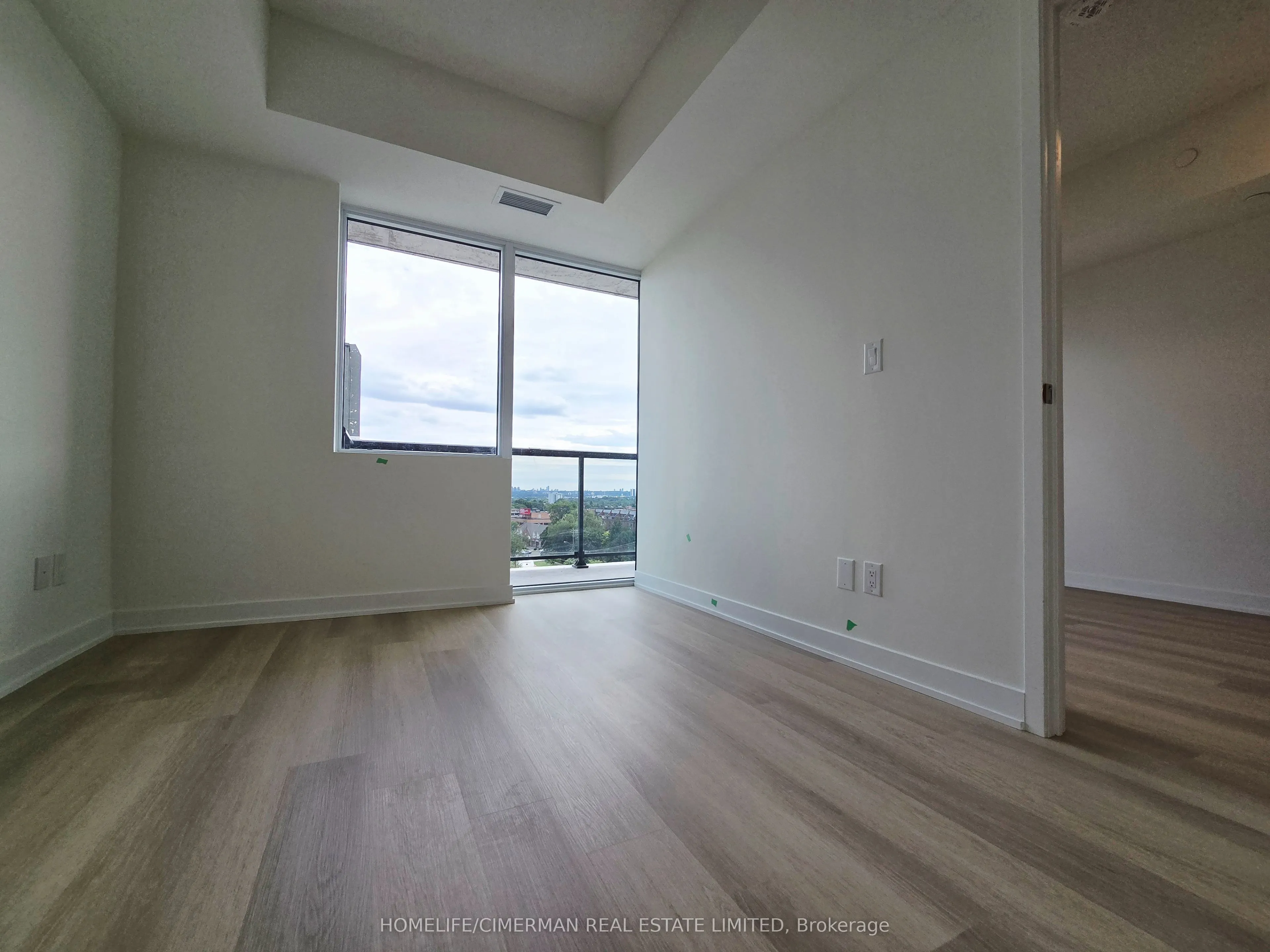 2825 Jane Street #807