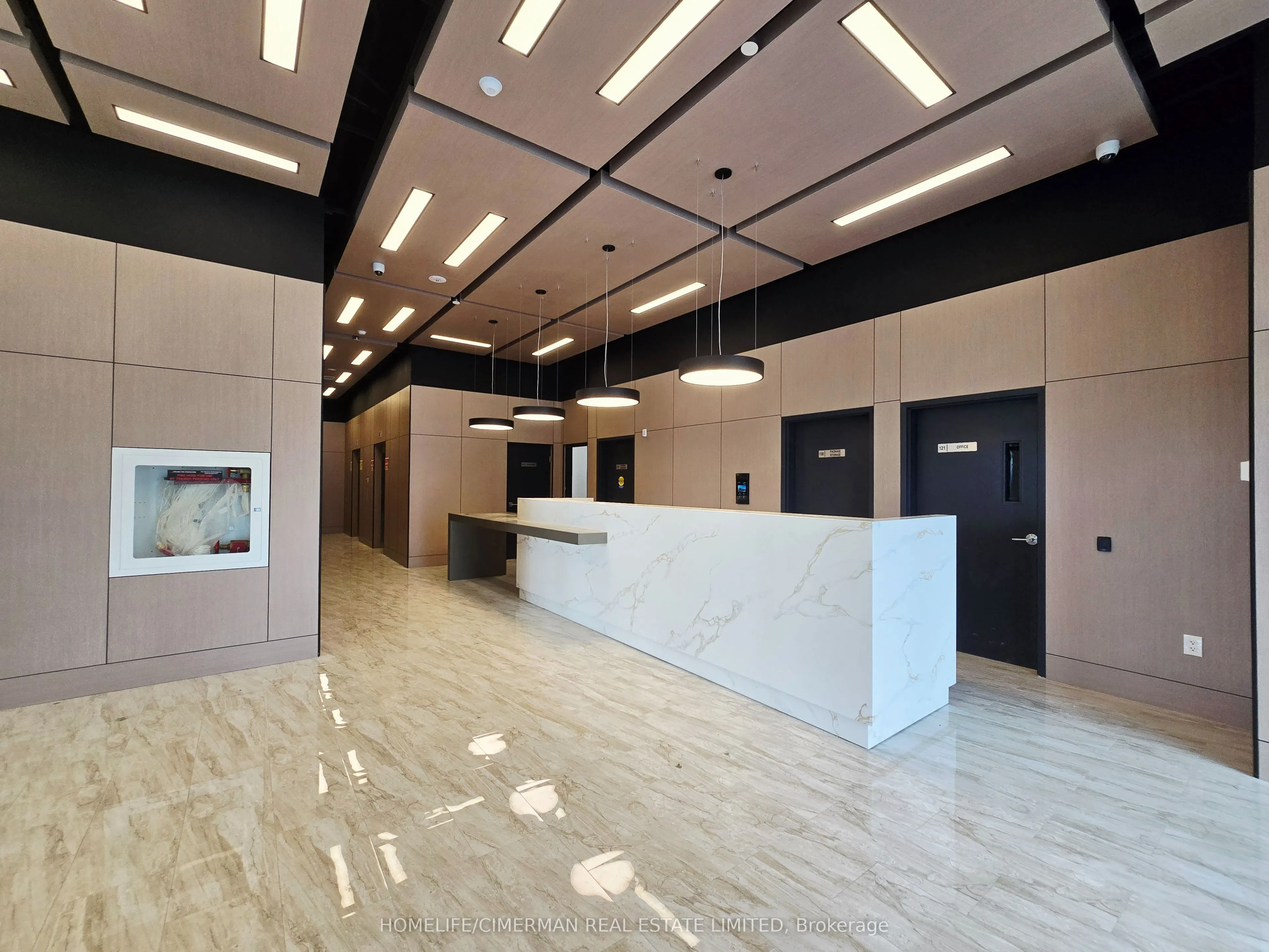 2825 Jane Street #807
