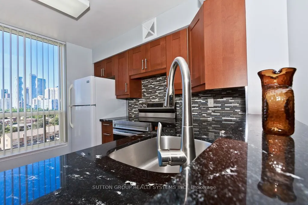 55 Elm Drive #1214