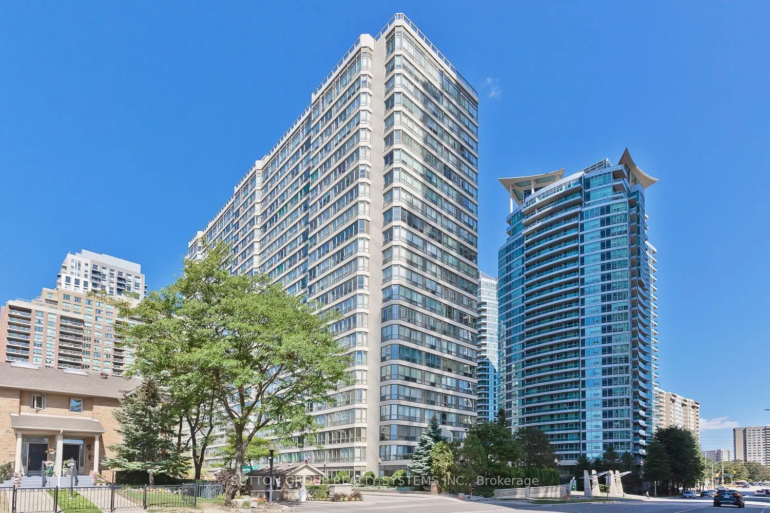 55 Elm Drive #1214