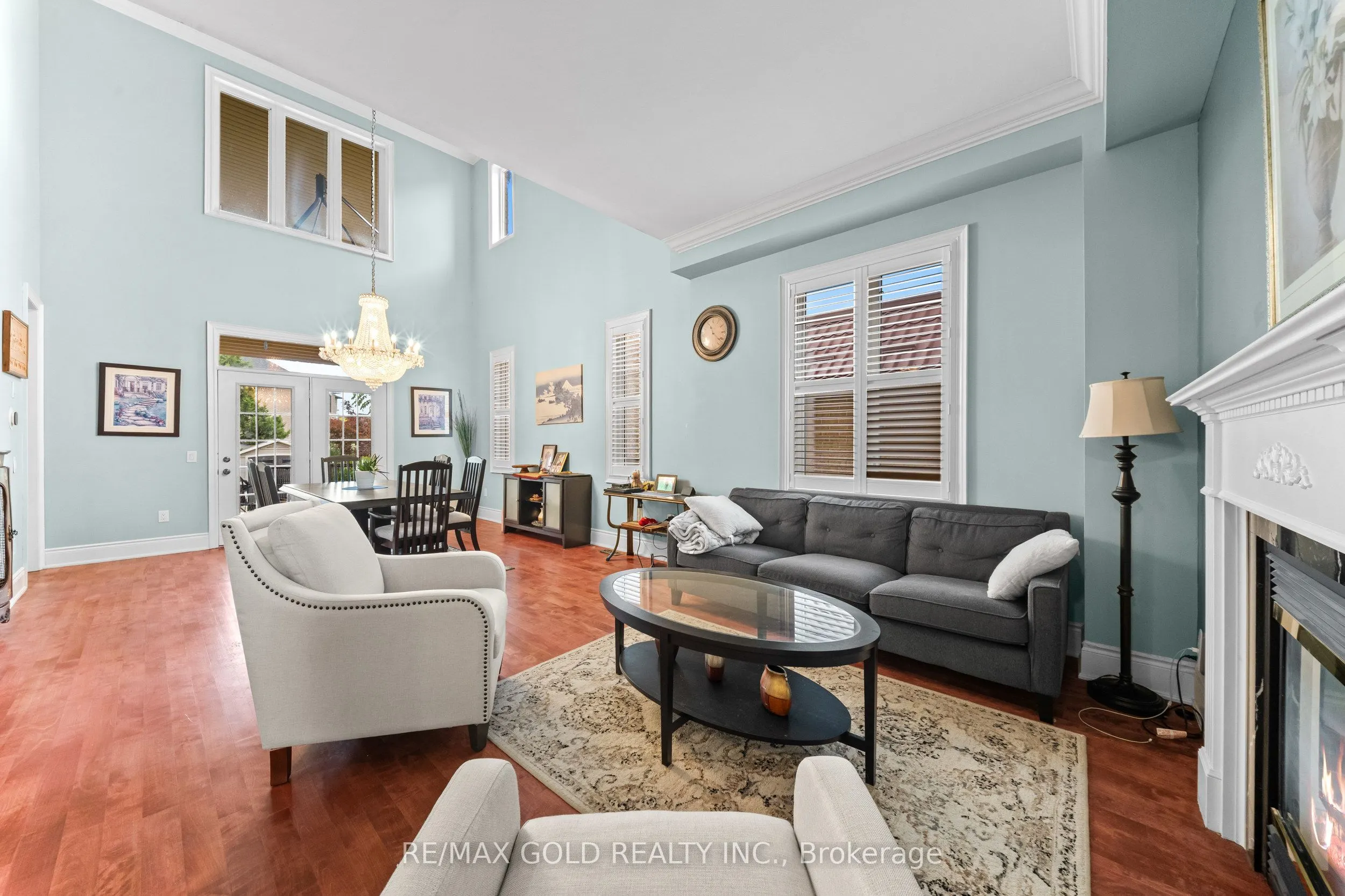 6 Pasadena Avenue