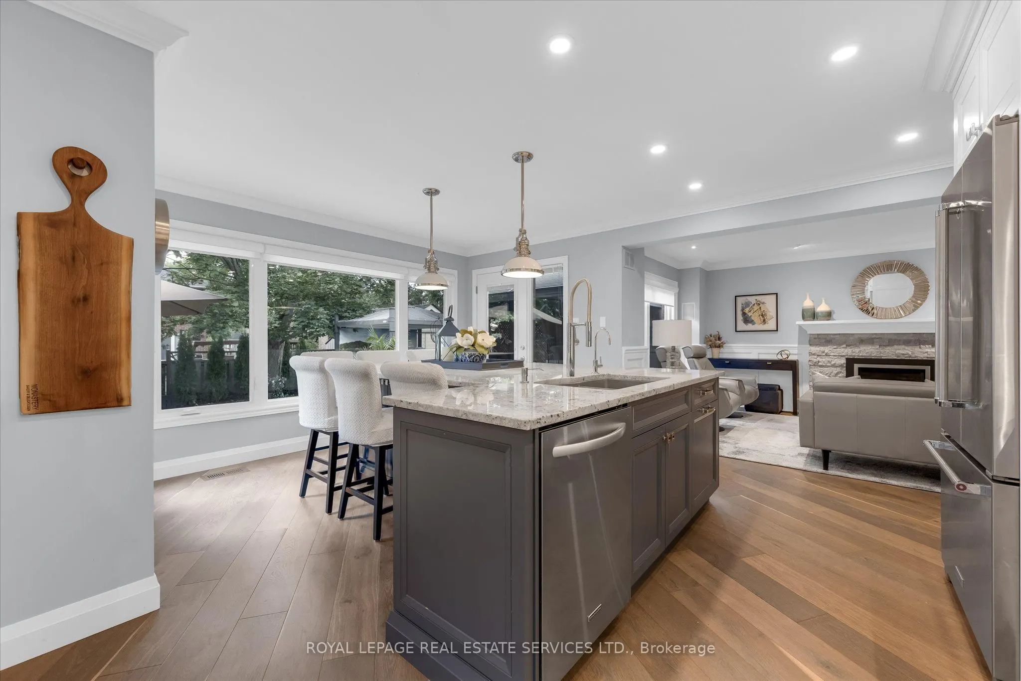 1075 Mayfair Road