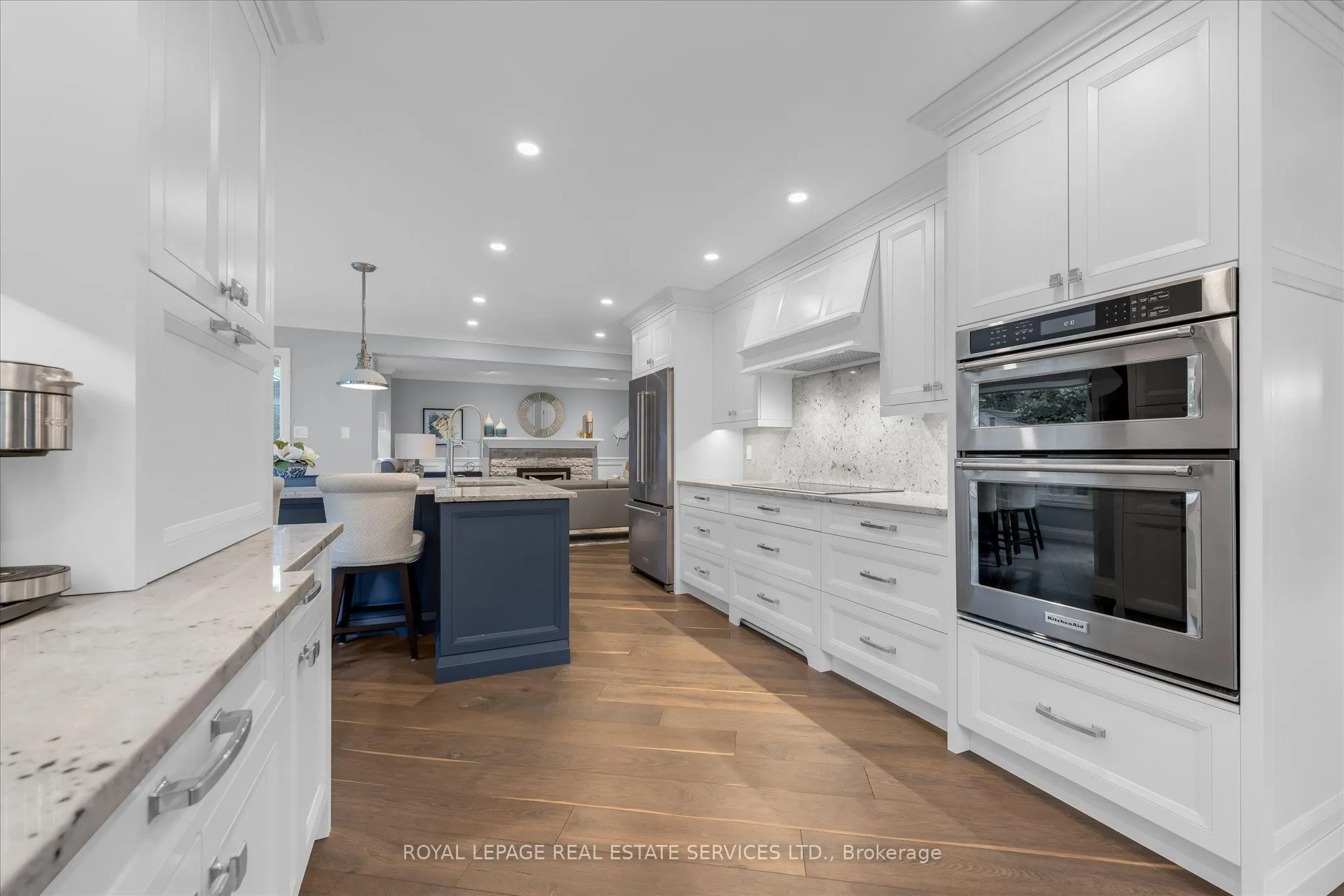 1075 Mayfair Road