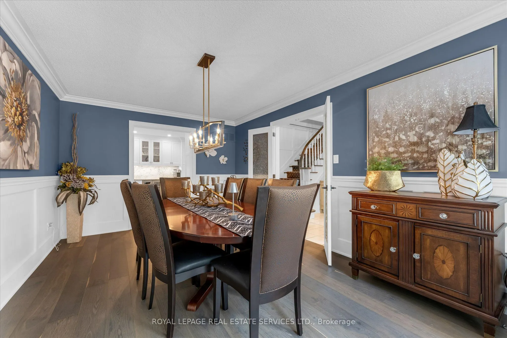 1075 Mayfair Road