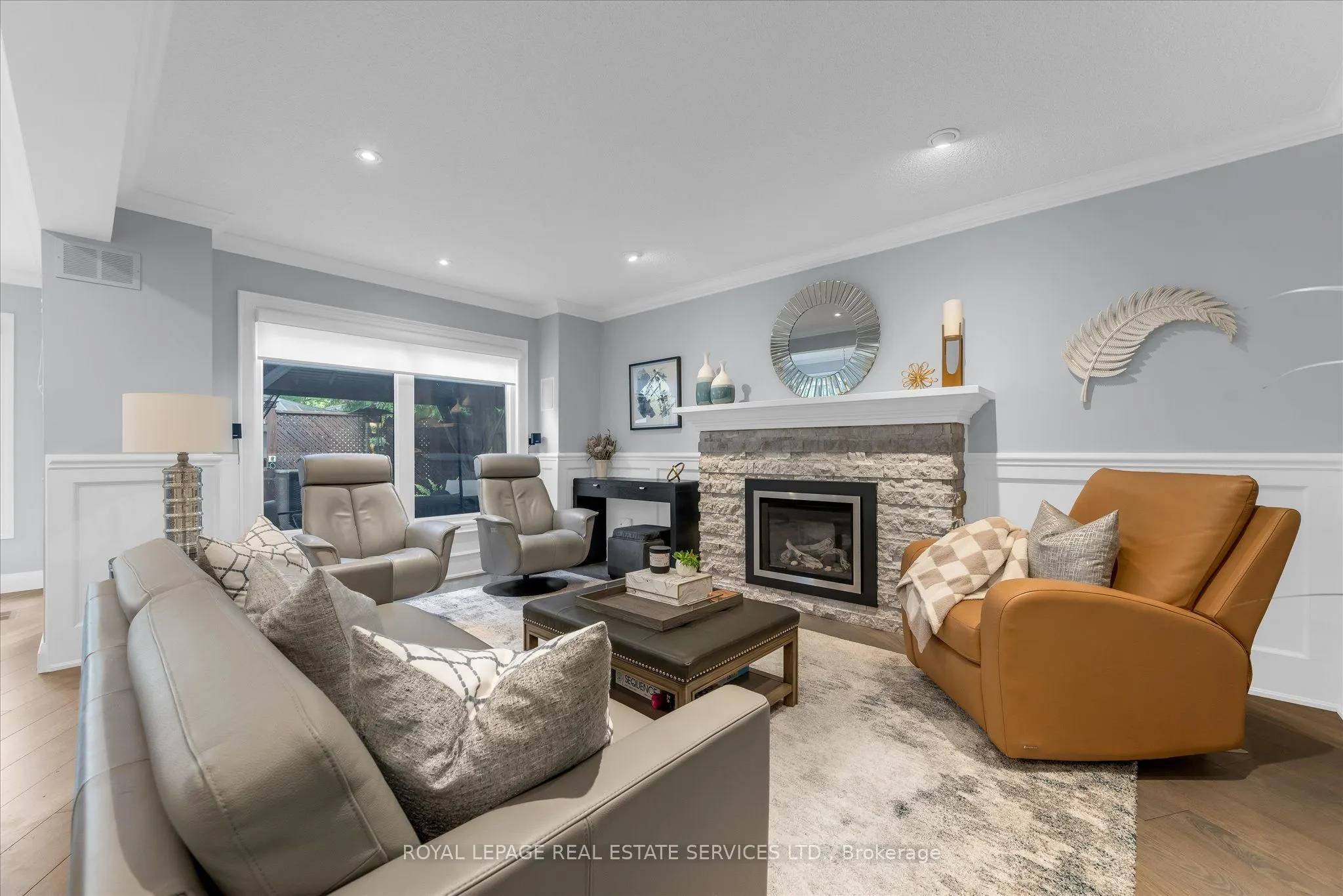 1075 Mayfair Road