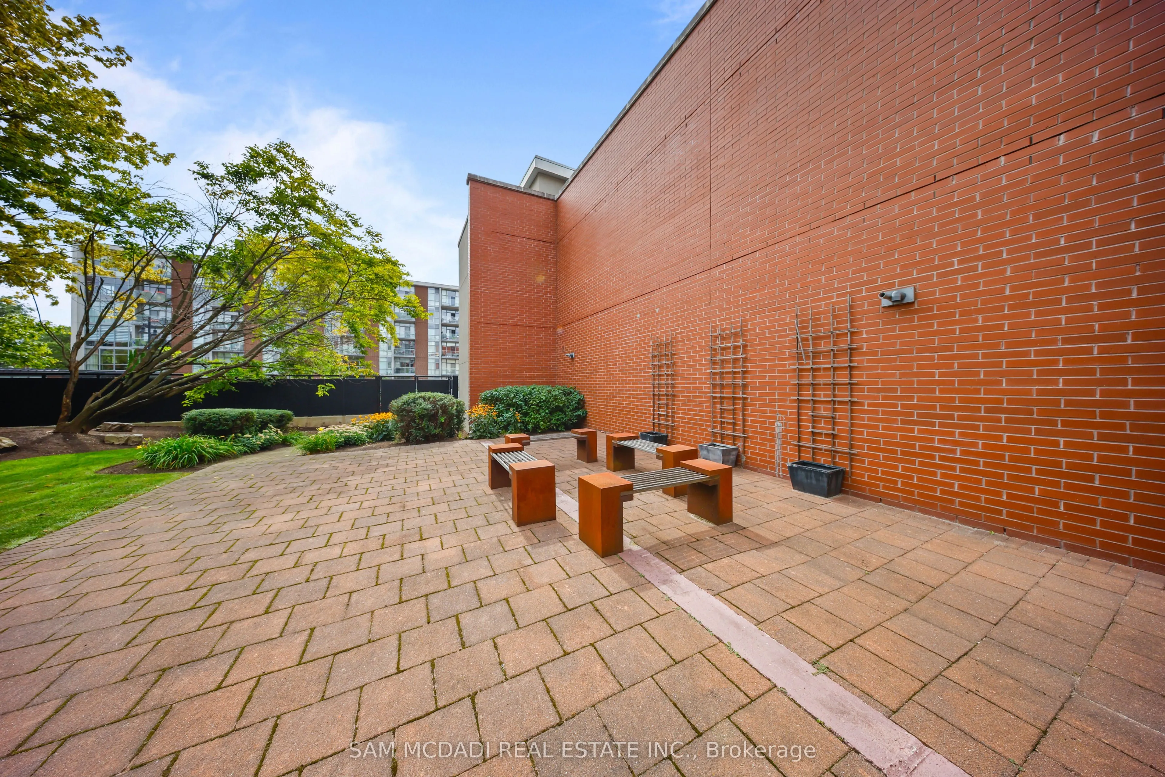 80 Port Street E #107
