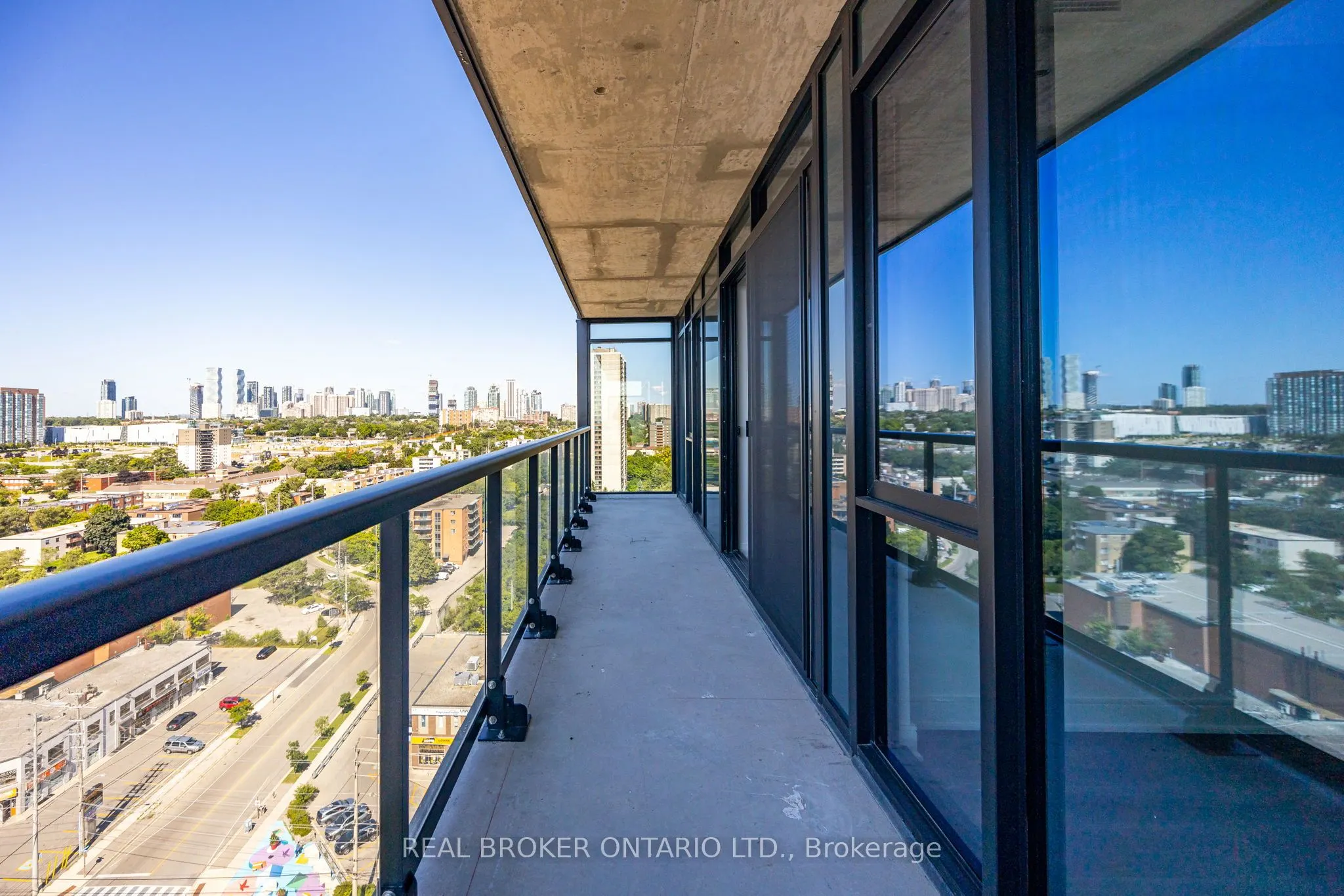 86 Dundas Street E #1602