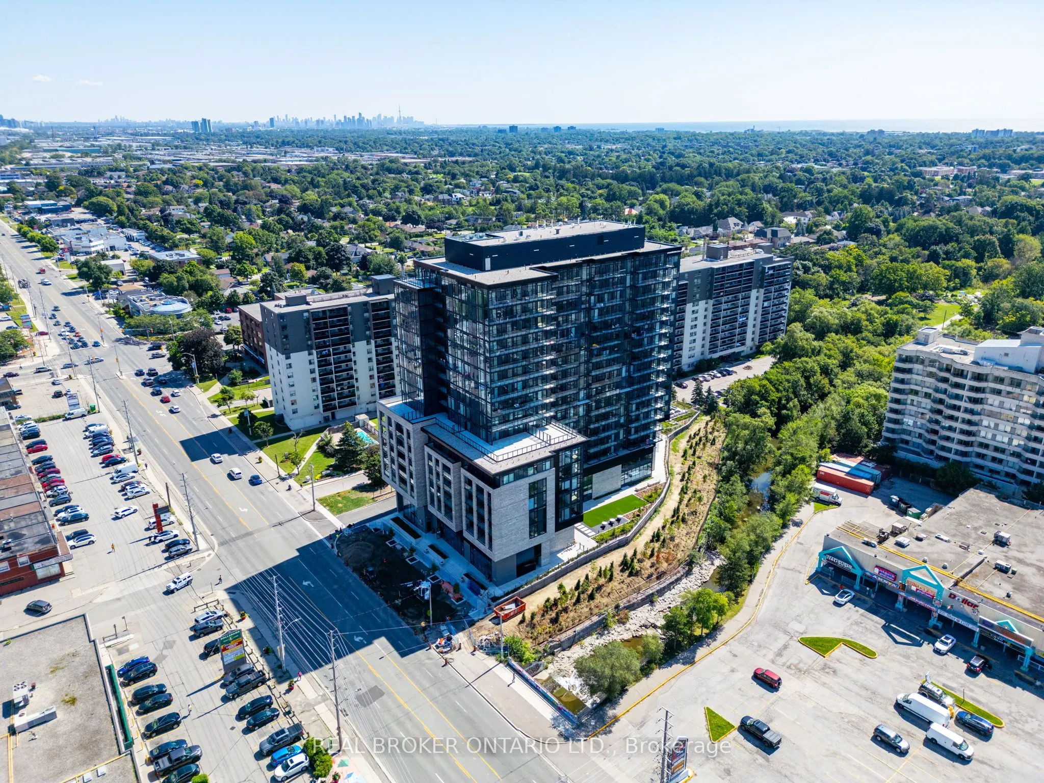 86 Dundas Street E #1602