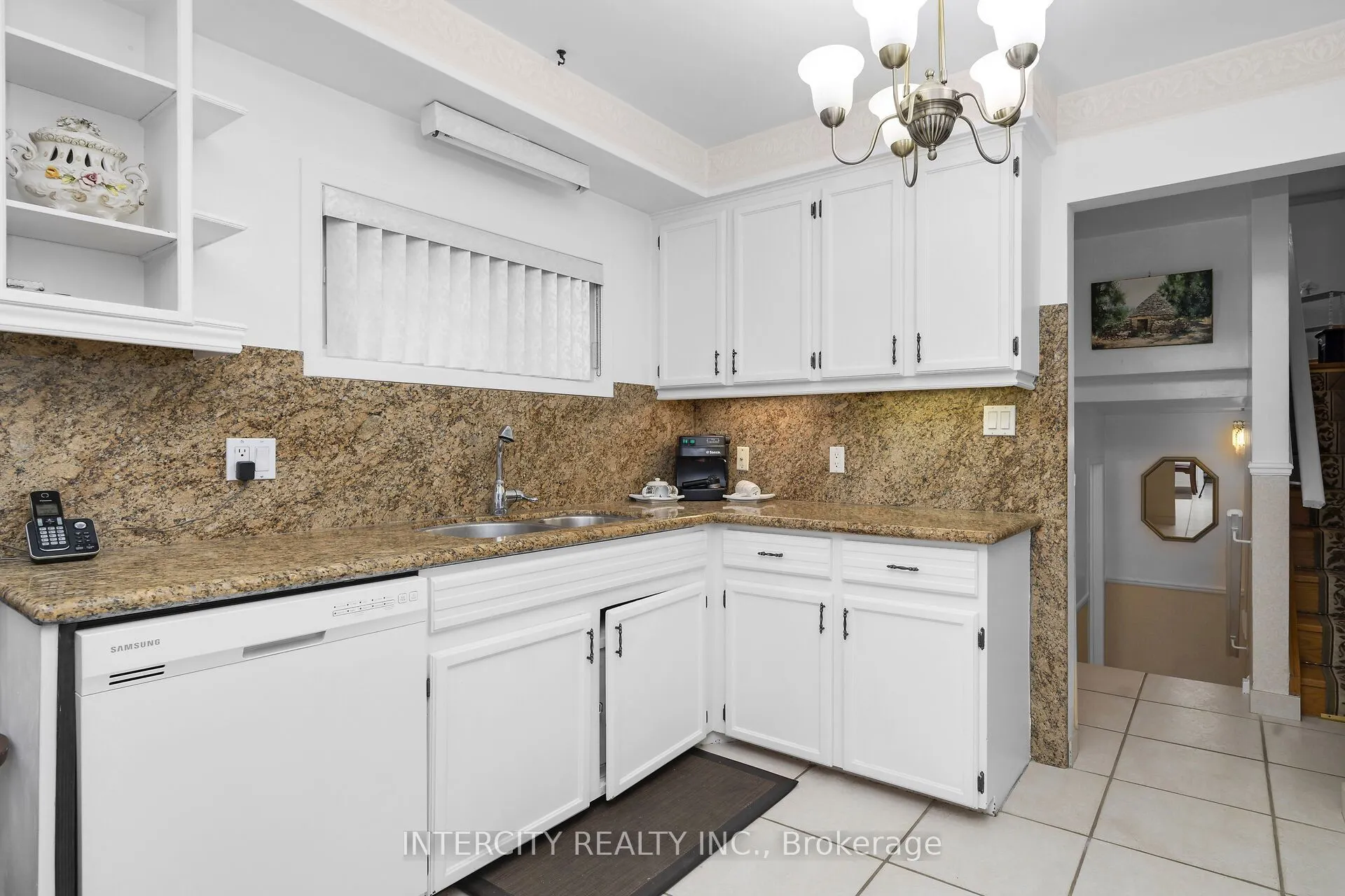 7279 Vernor Drive
