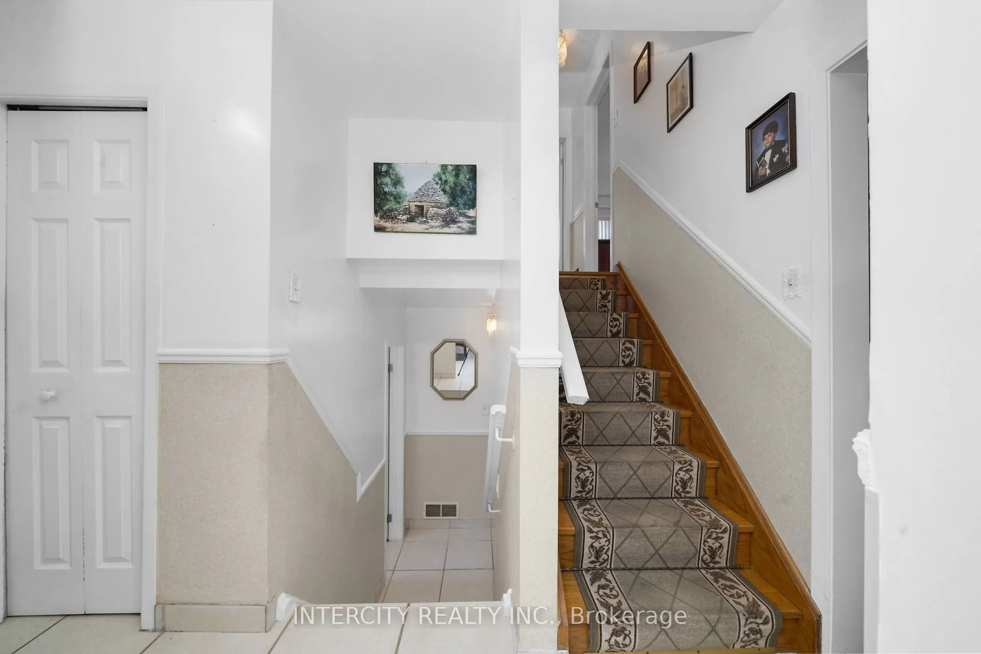 7279 Vernor Drive