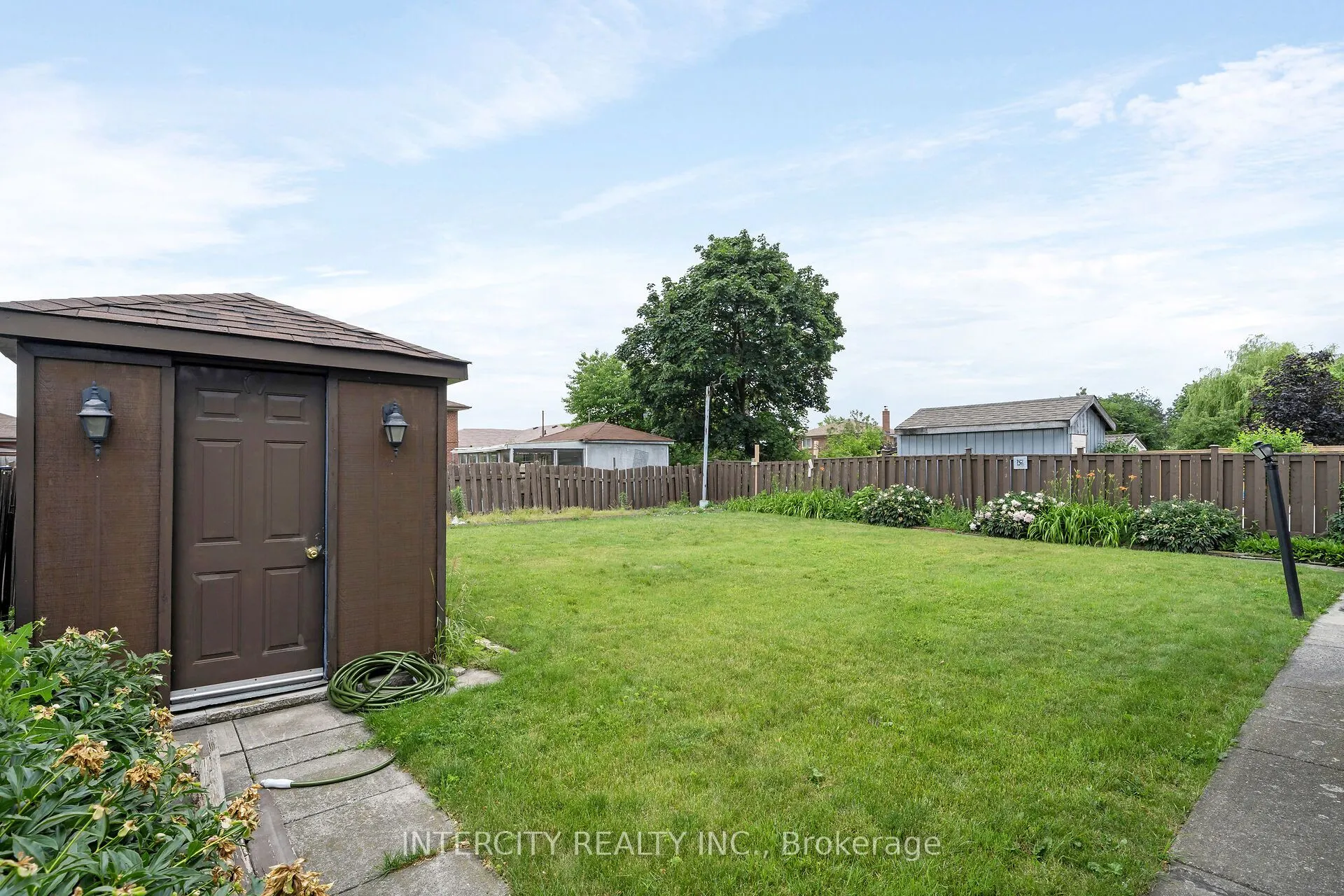 7279 Vernor Drive