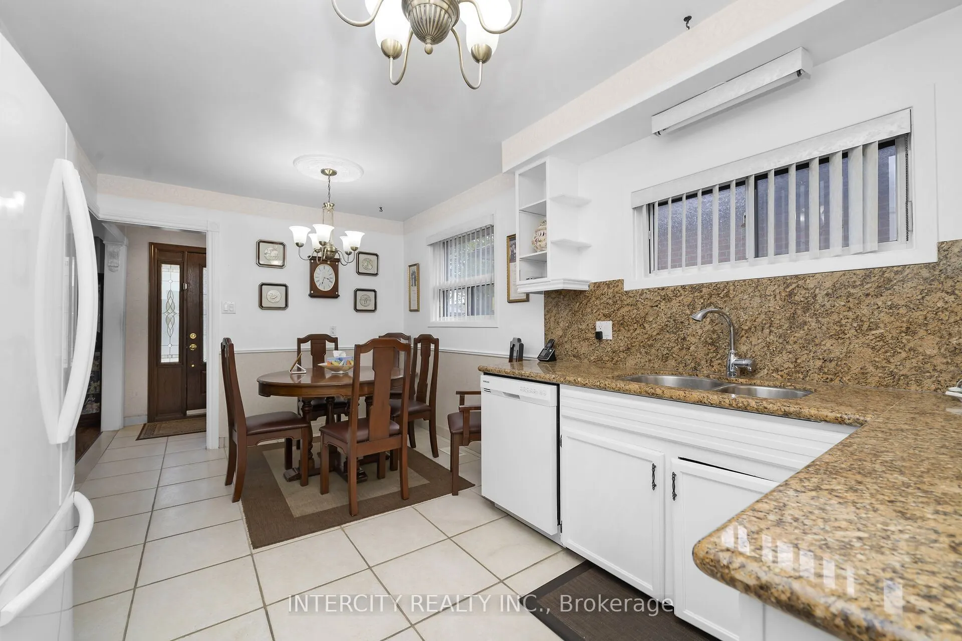 7279 Vernor Drive