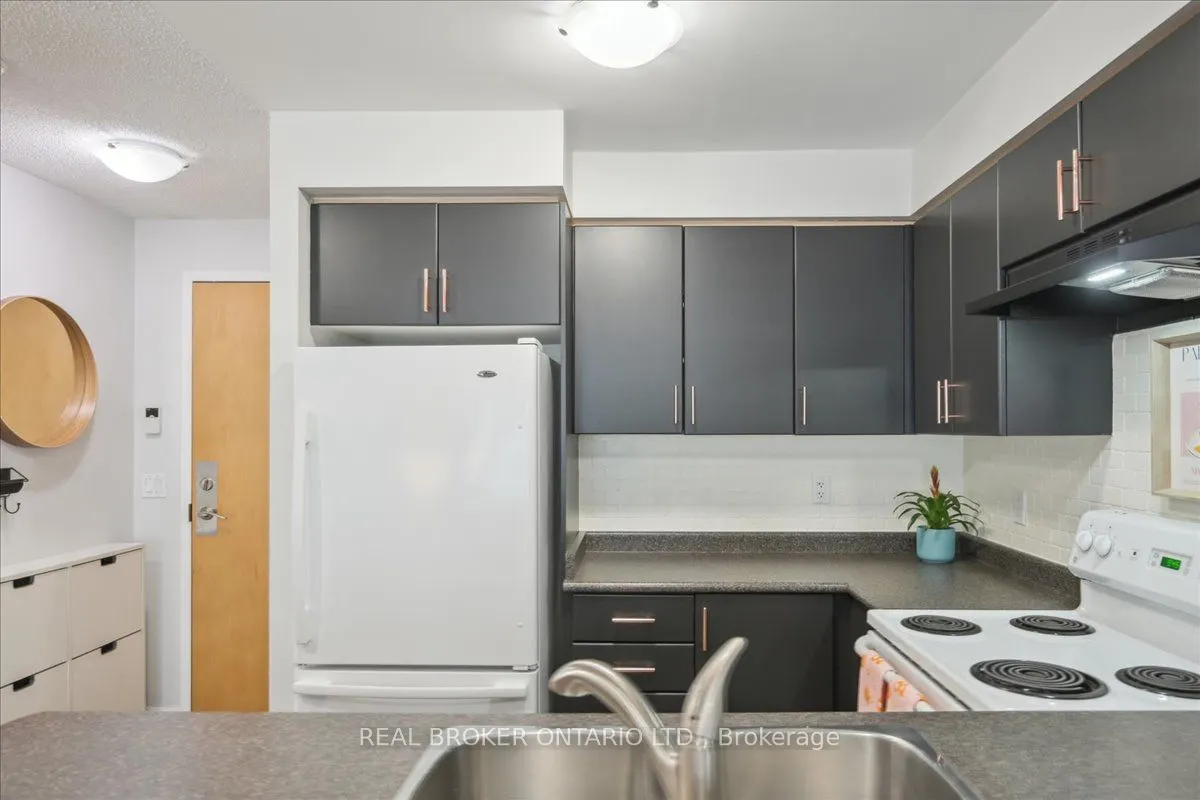185 Legion Road N #608