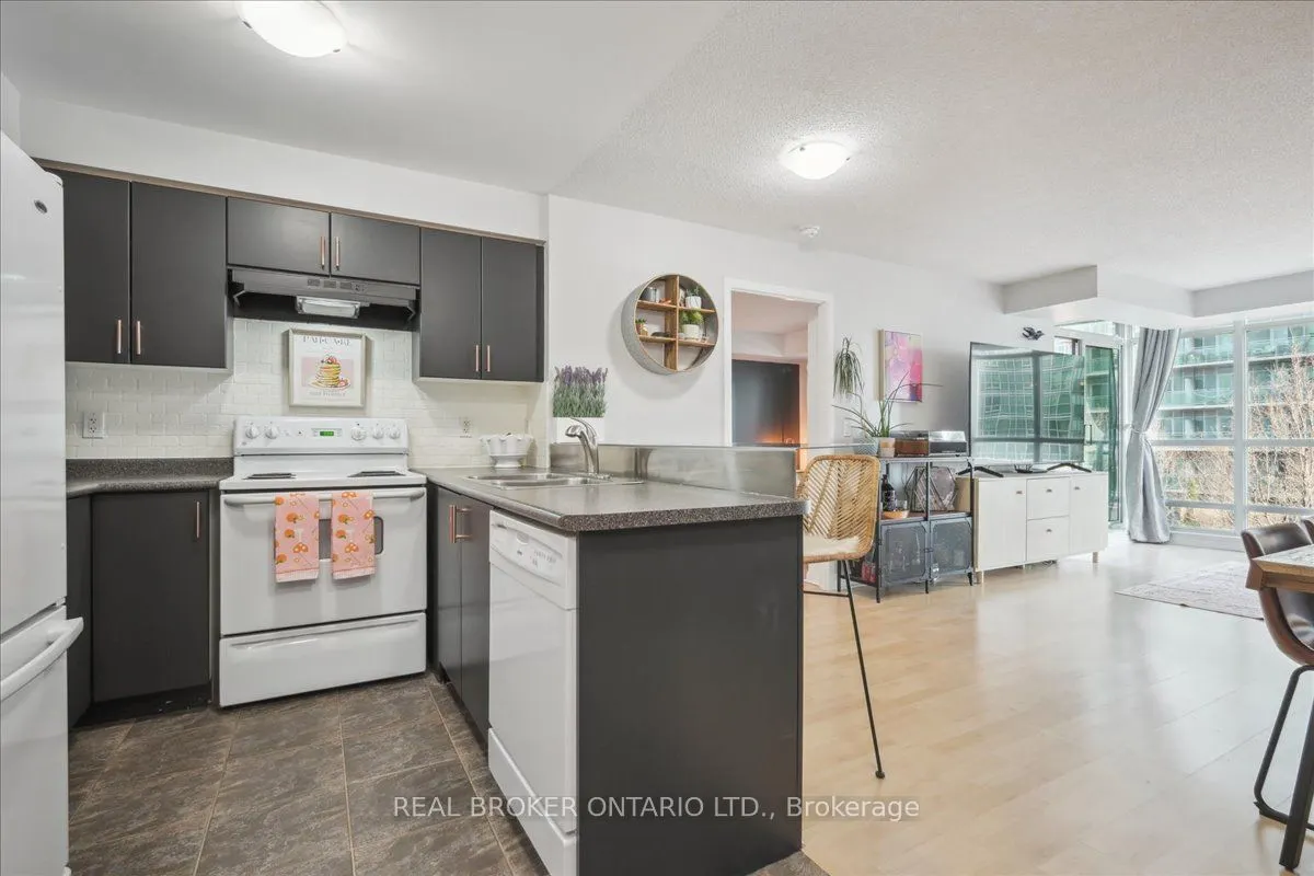 185 Legion Road N #608