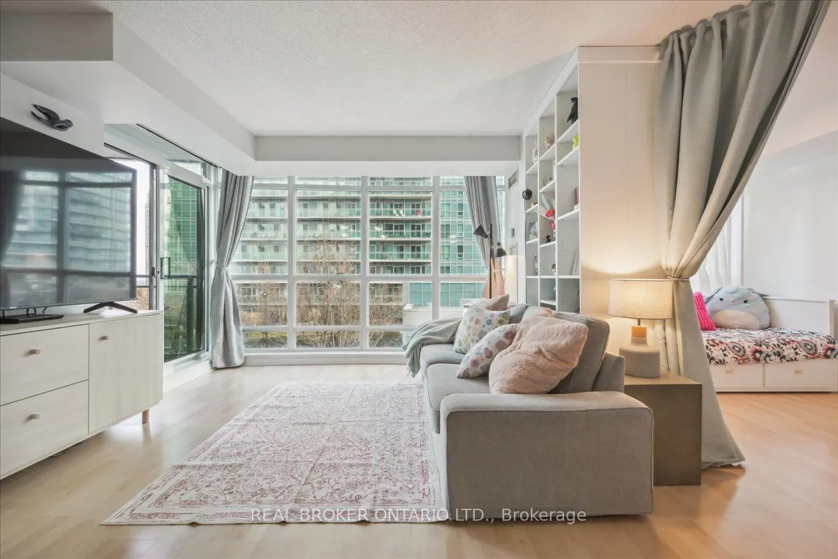 185 Legion Road N #608