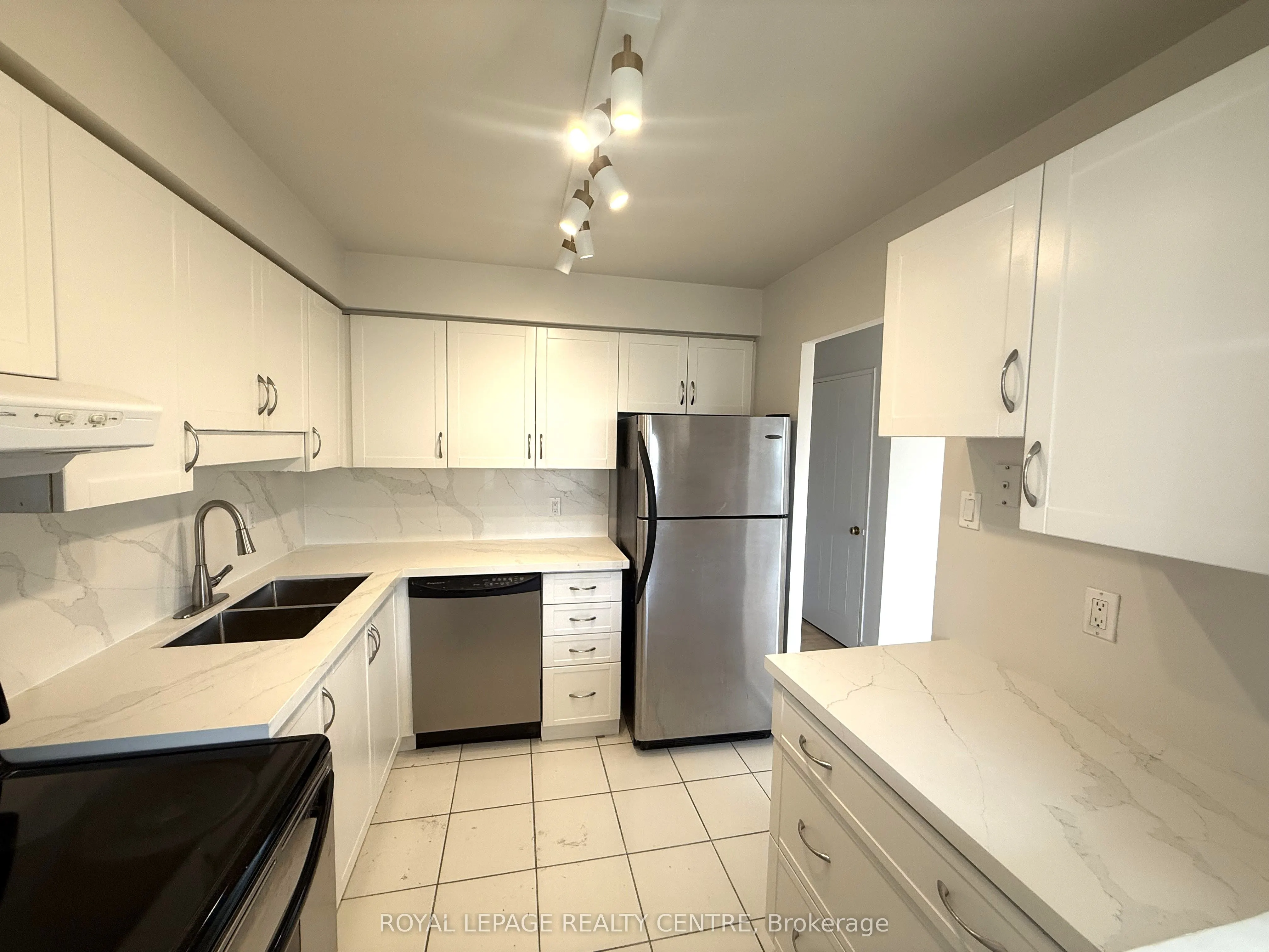 1110 Walden Circle #510