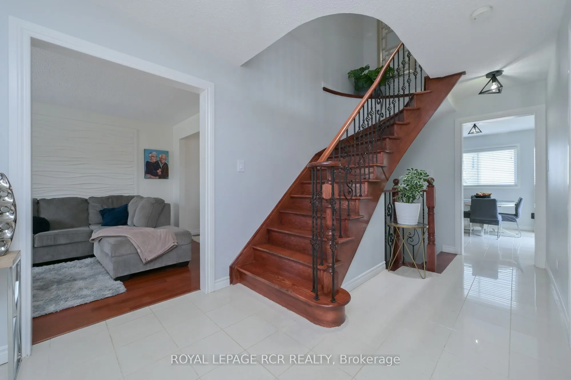 45 Fieldgate Drive