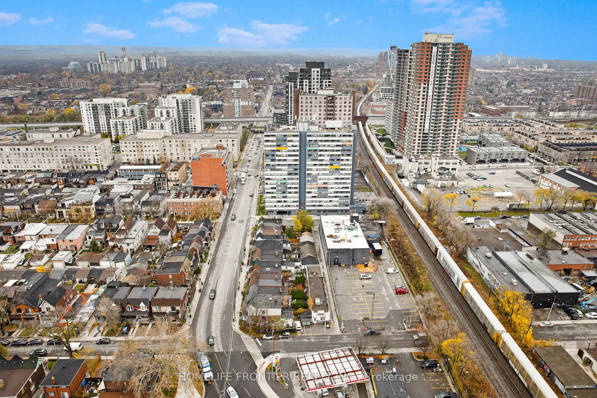 1285 Dupont Street #2803