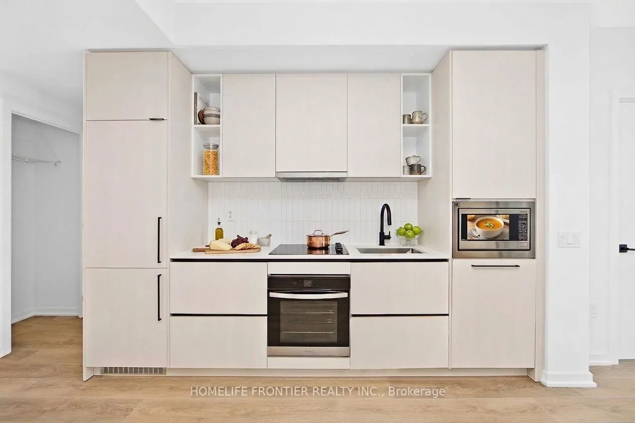 1285 Dupont Street #2803