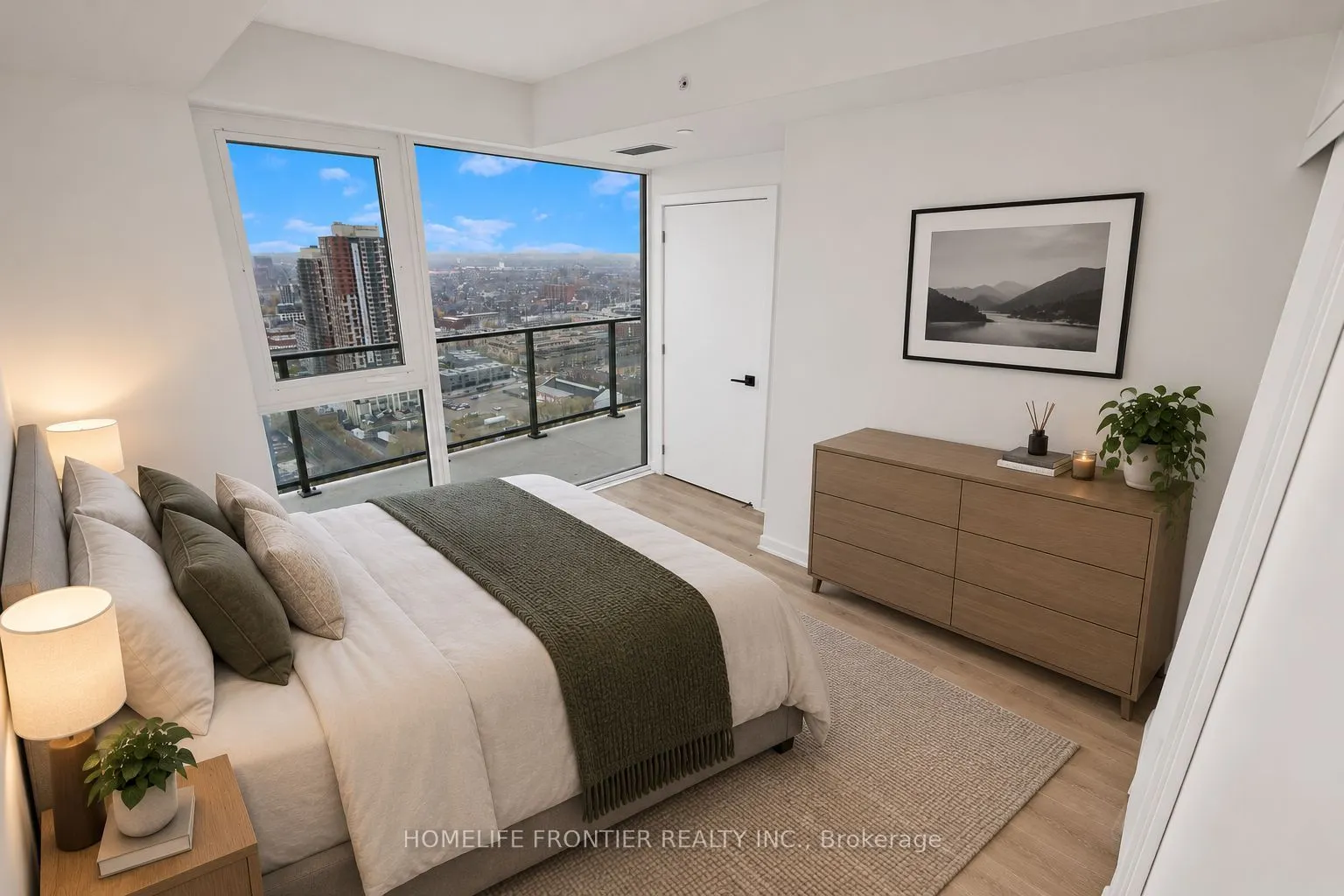 1285 Dupont Street #2803