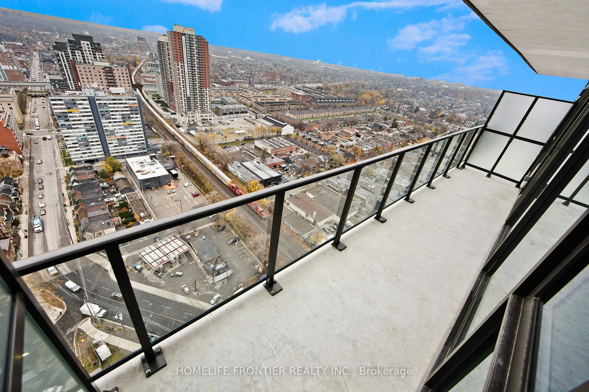 1285 Dupont Street #2803