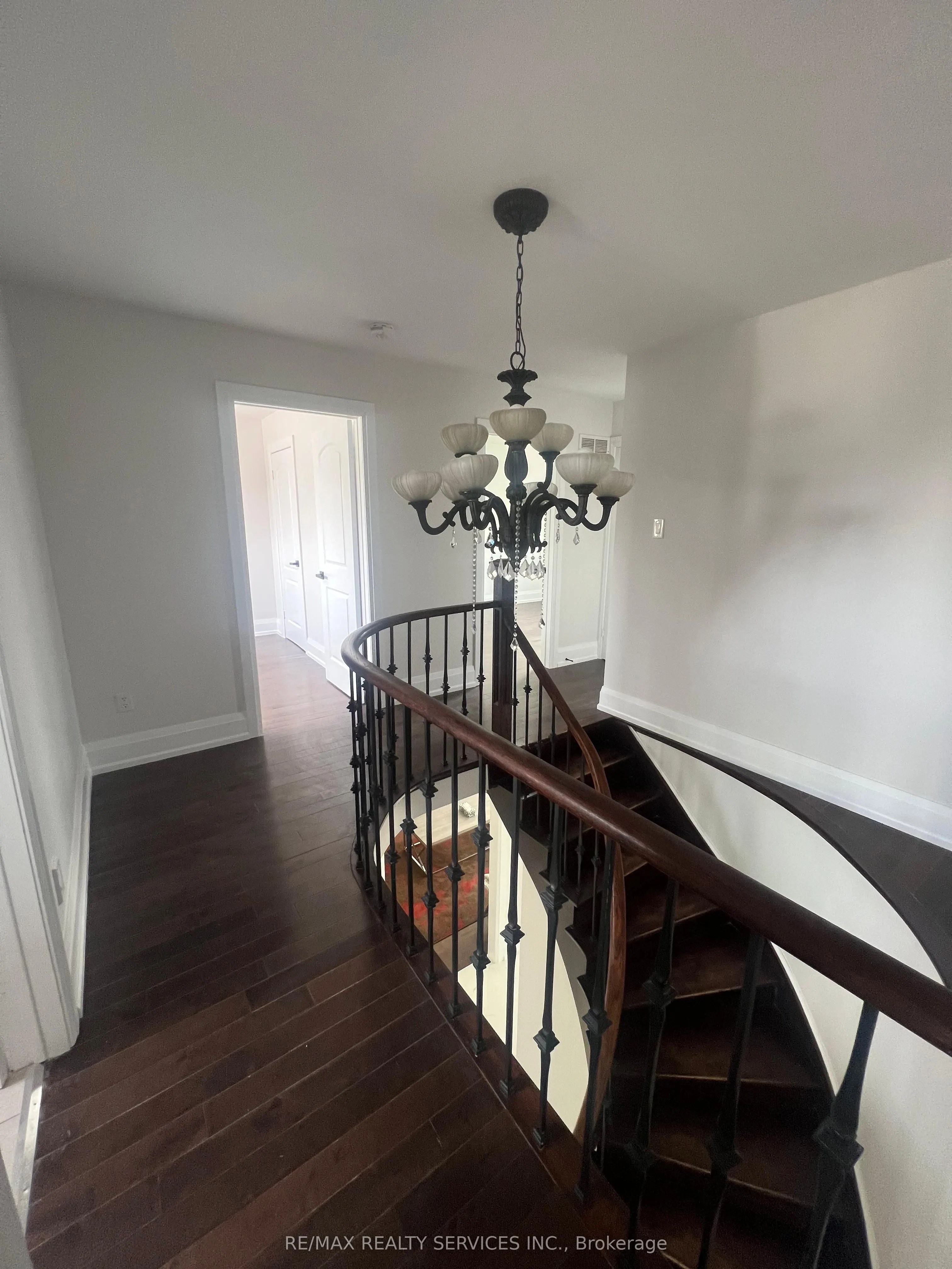 42 Dundalk Crescent