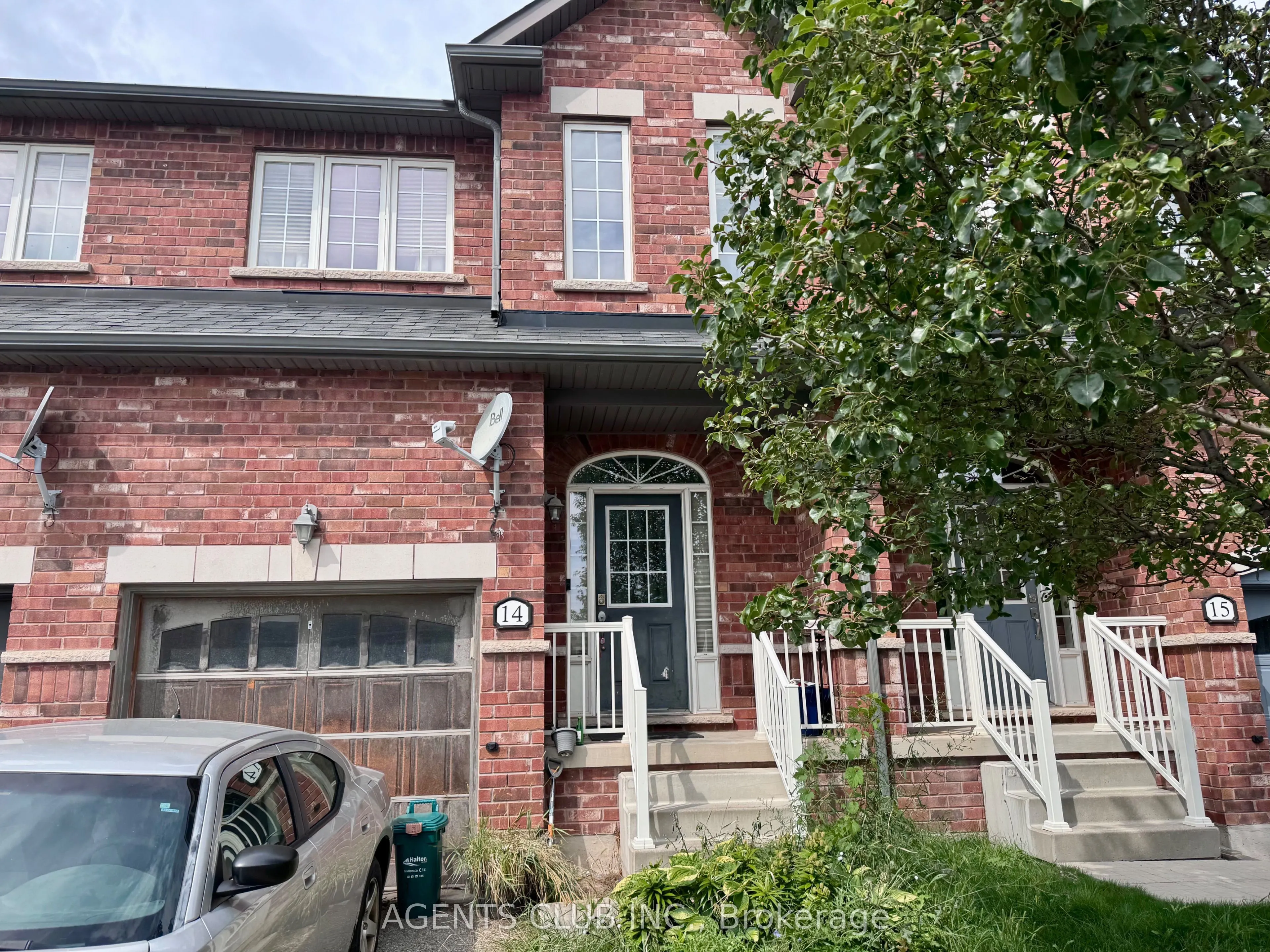 651 Farmstead Drive #14