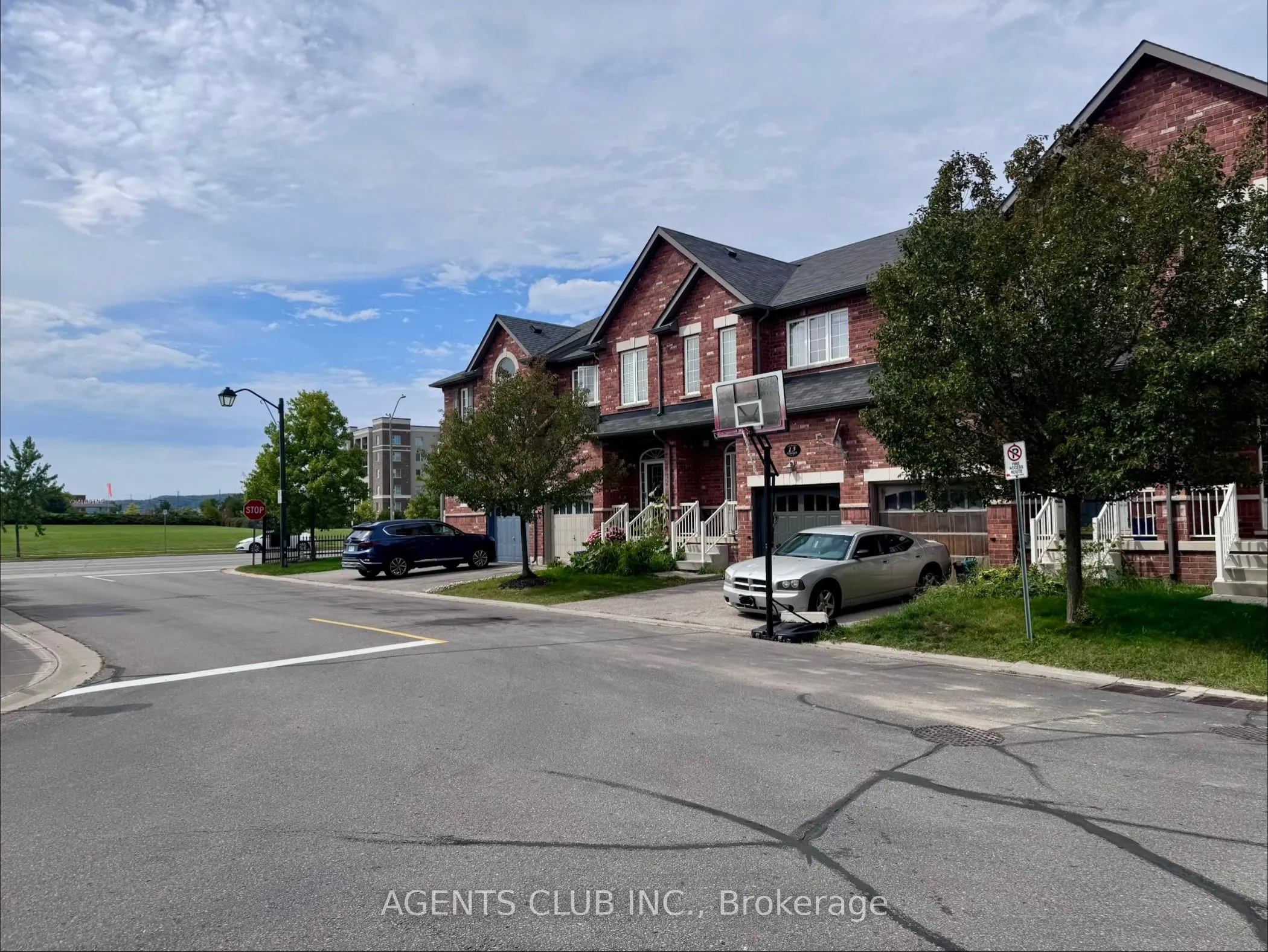 651 Farmstead Drive #14