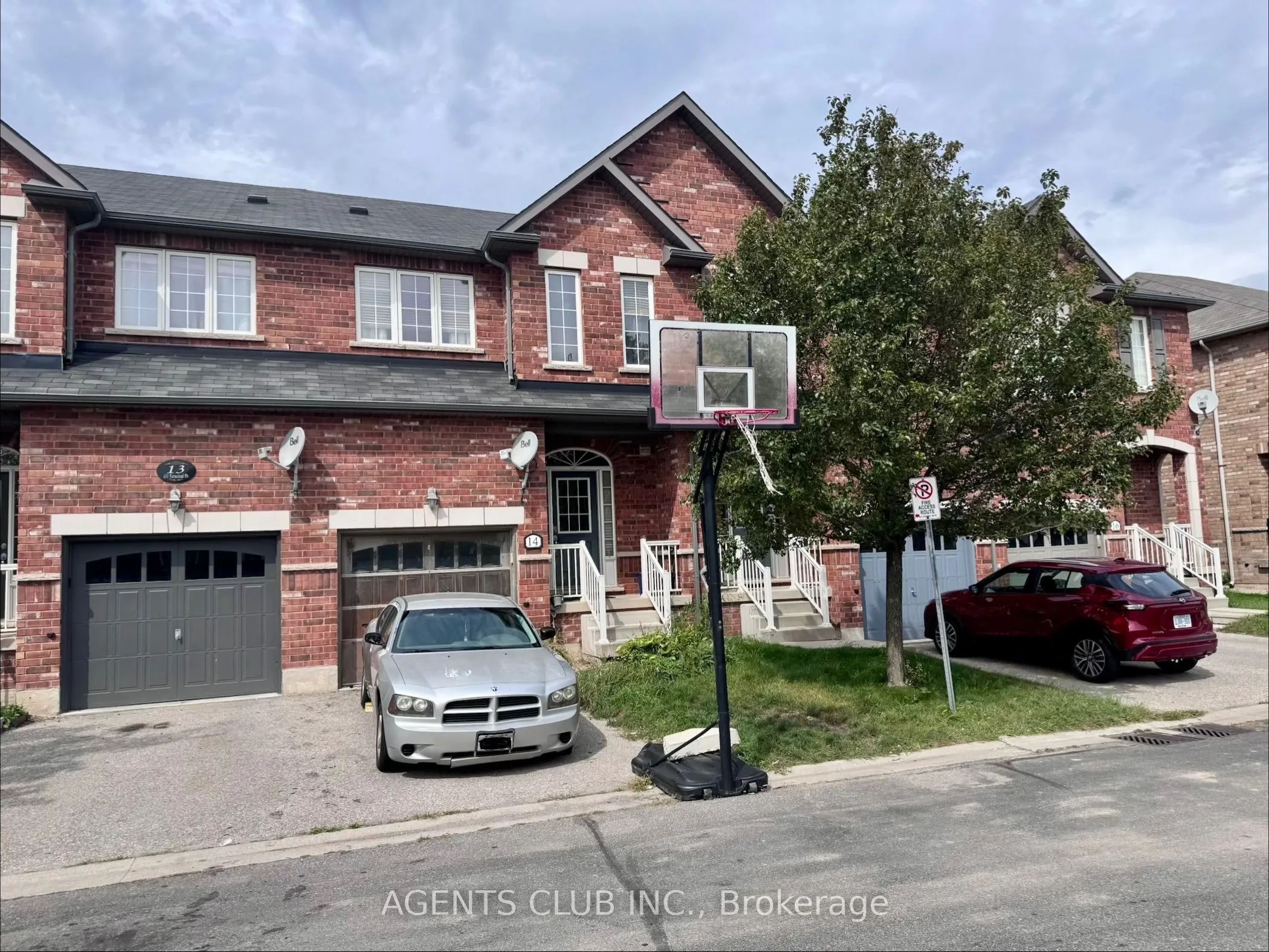 651 Farmstead Drive #14