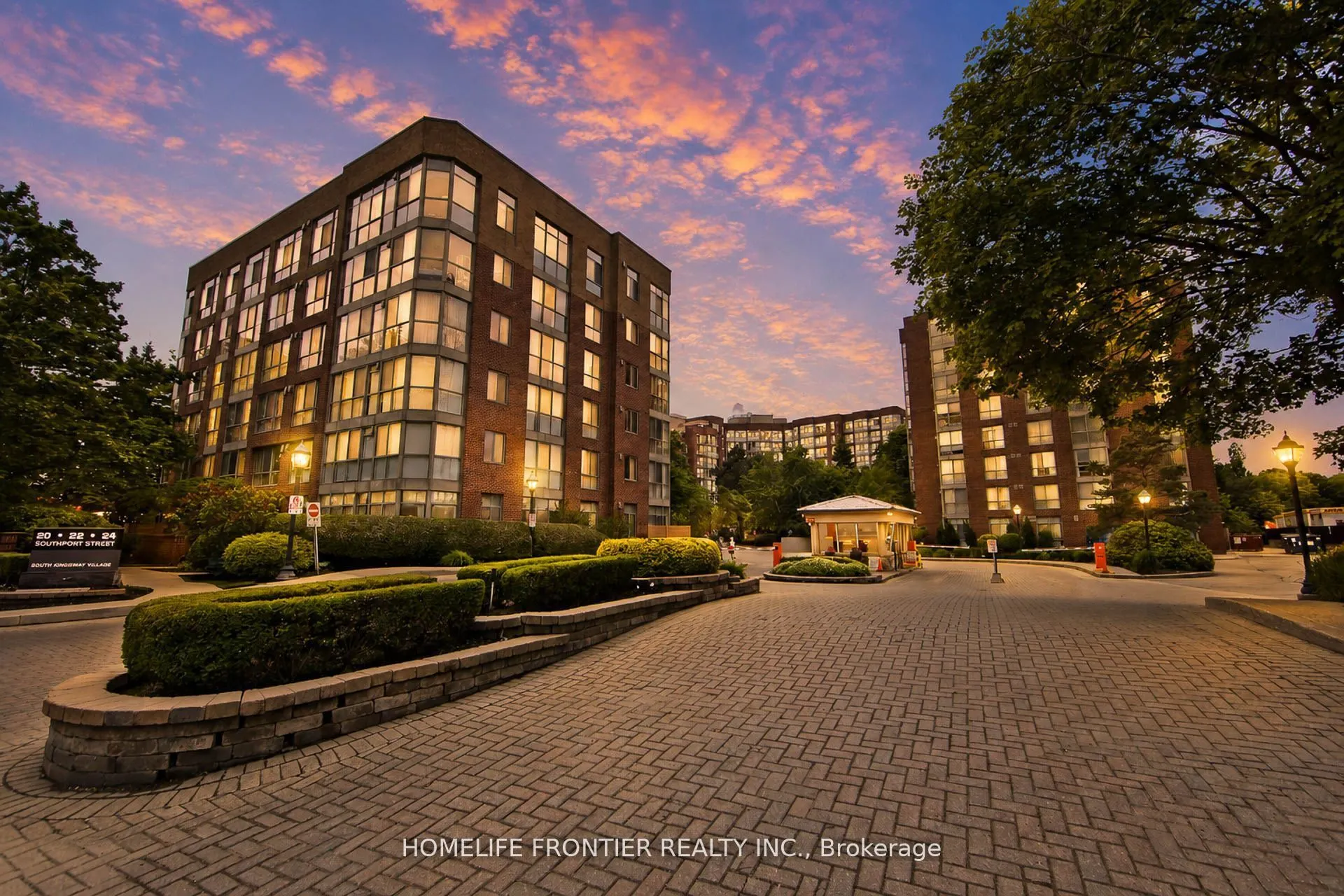 22 Southport Street #440