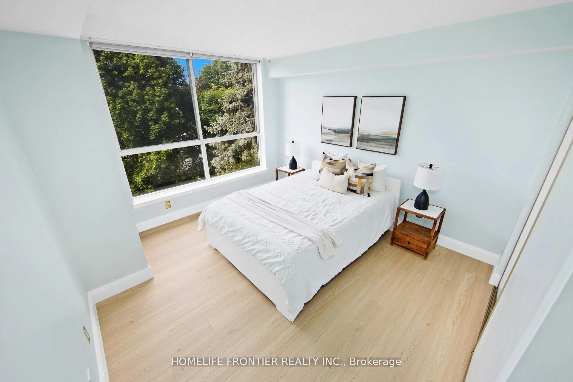 22 Southport Street #440