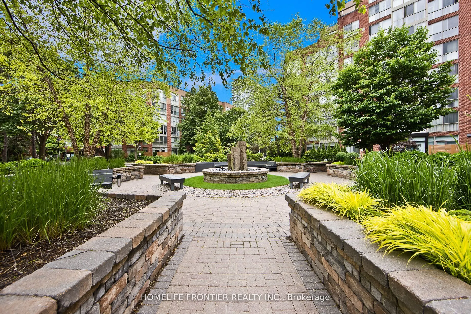 22 Southport Street #440