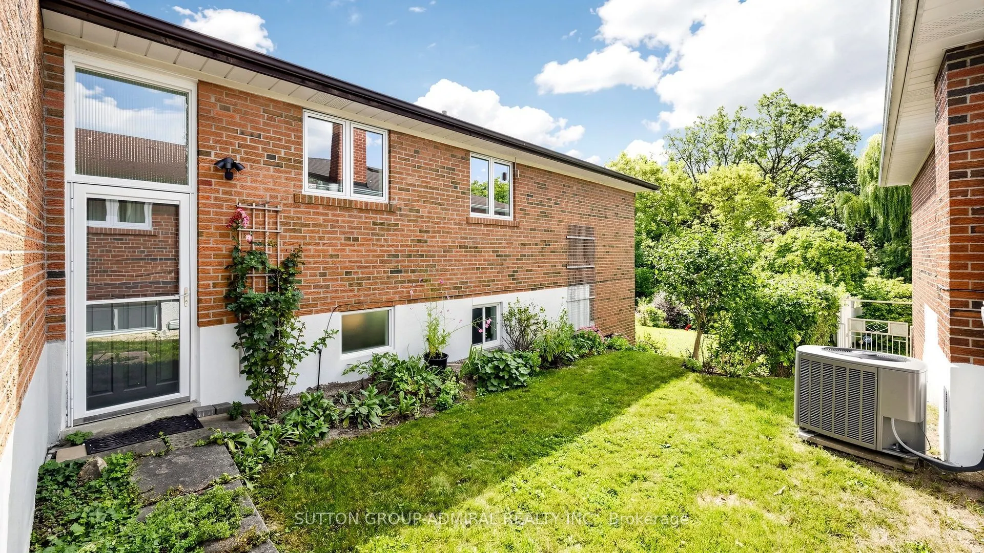 27 Warlingham Court
