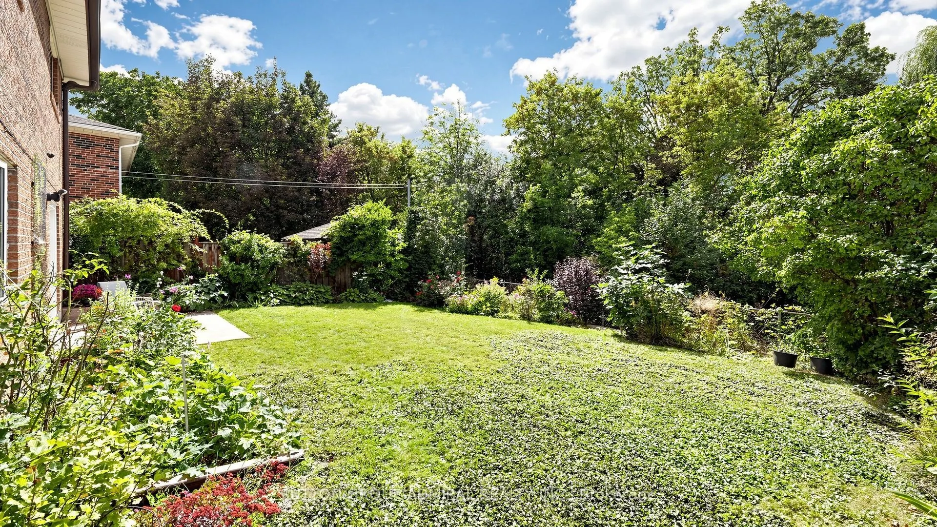 27 Warlingham Court