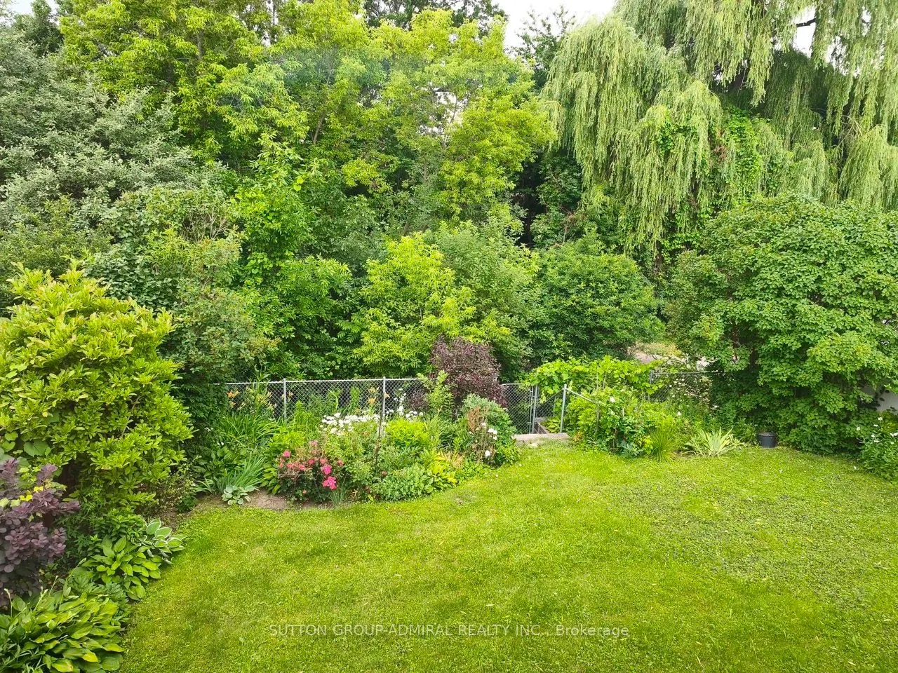 27 Warlingham Court