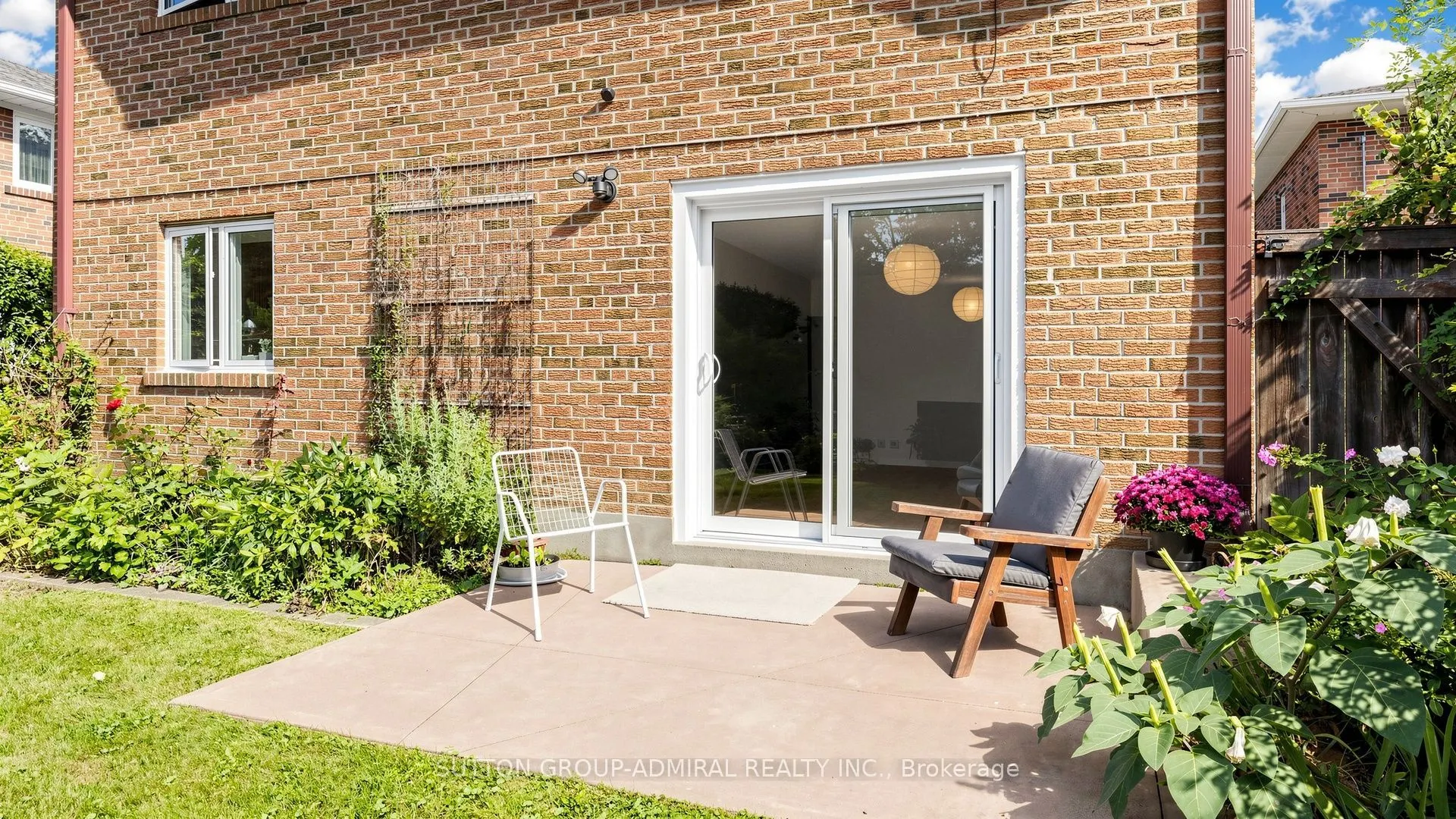 27 Warlingham Court