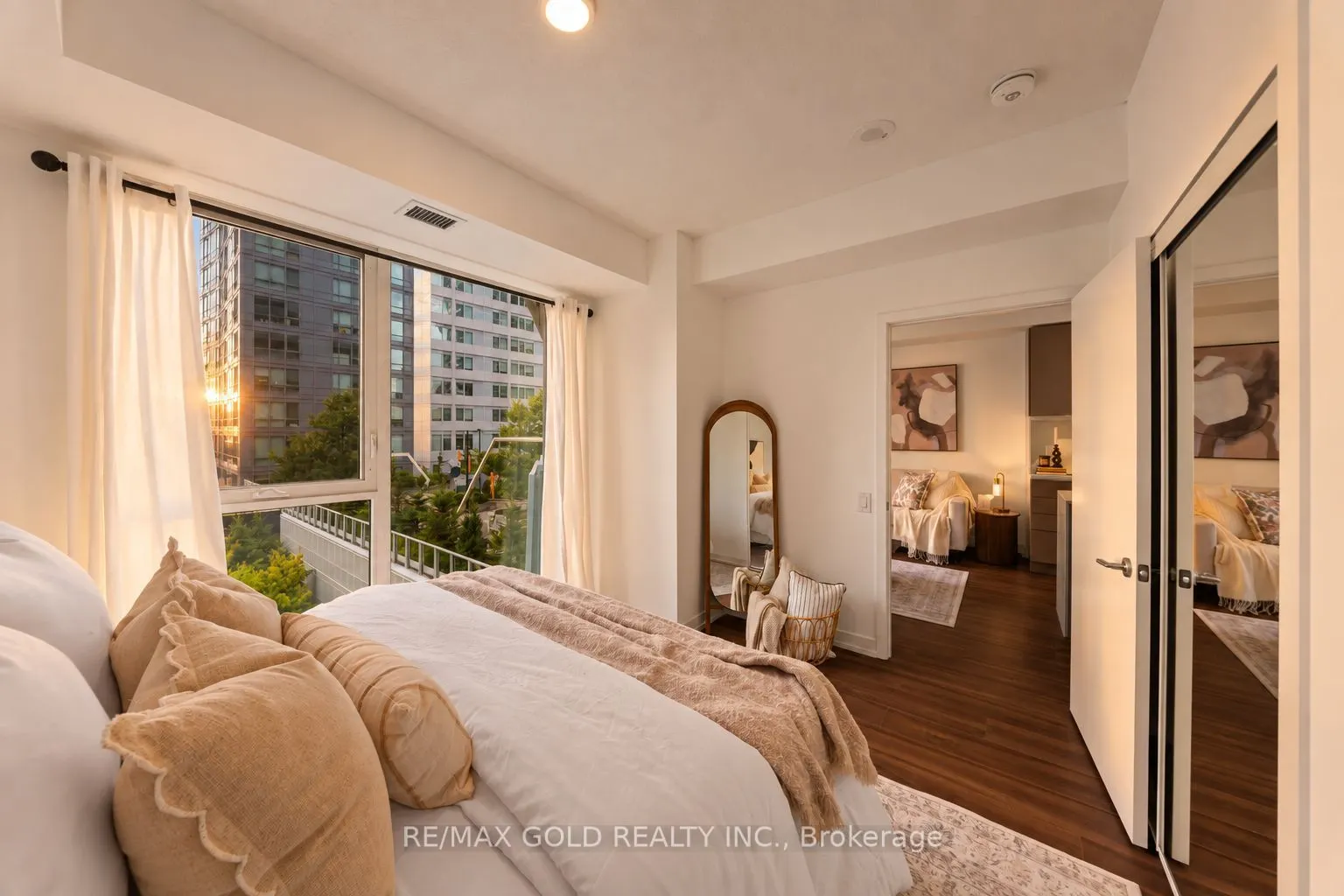 4065 Confederation Parkway #705